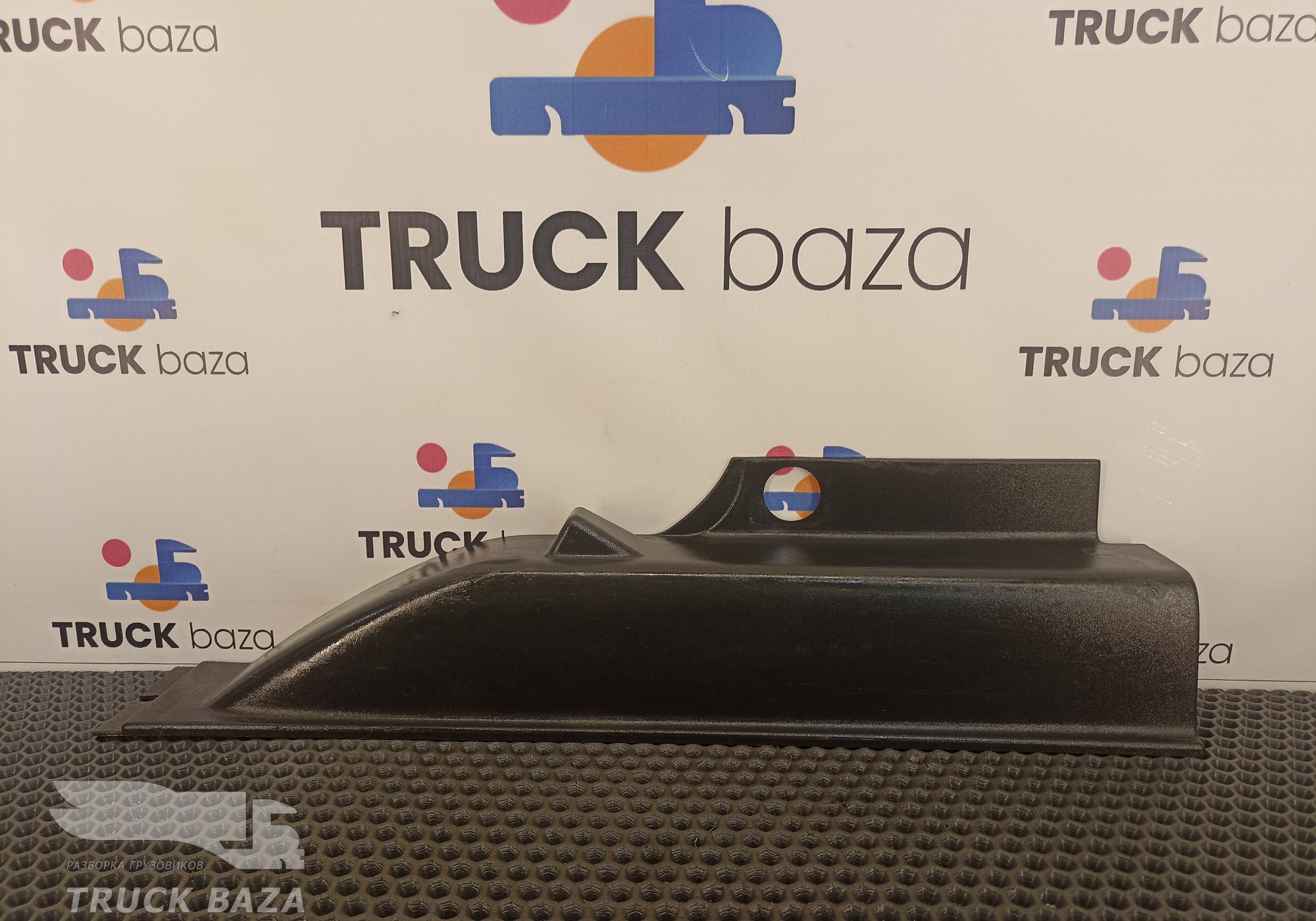 1368669 Накладка ручки бардачка правая для Daf CF II (с 2006 по 2013)