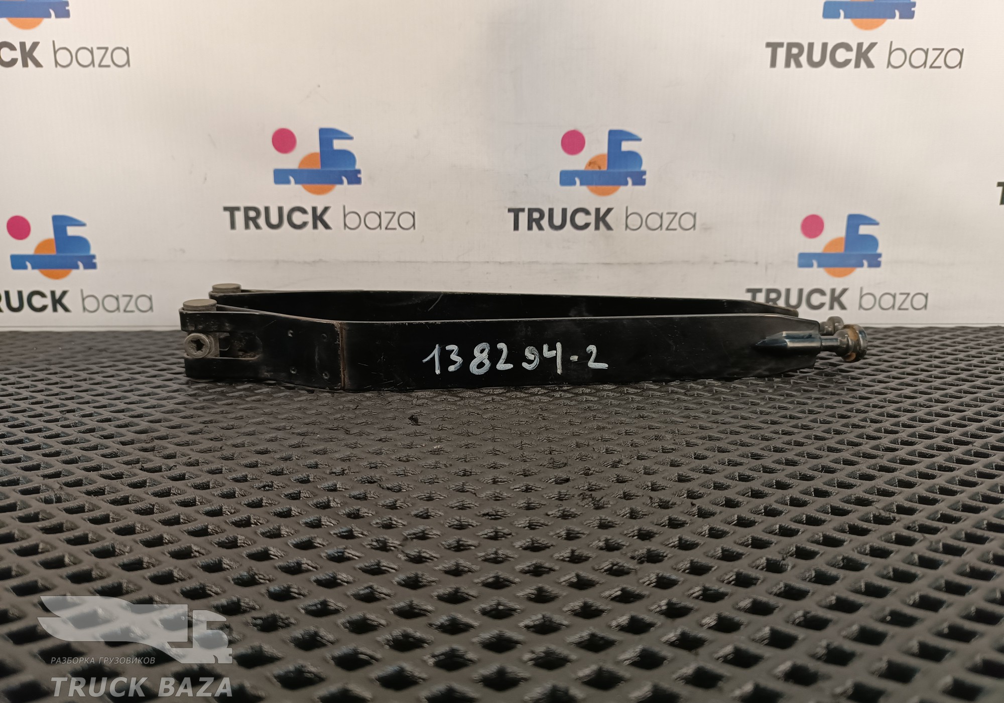 7421467586 Хомут ресивера для Renault