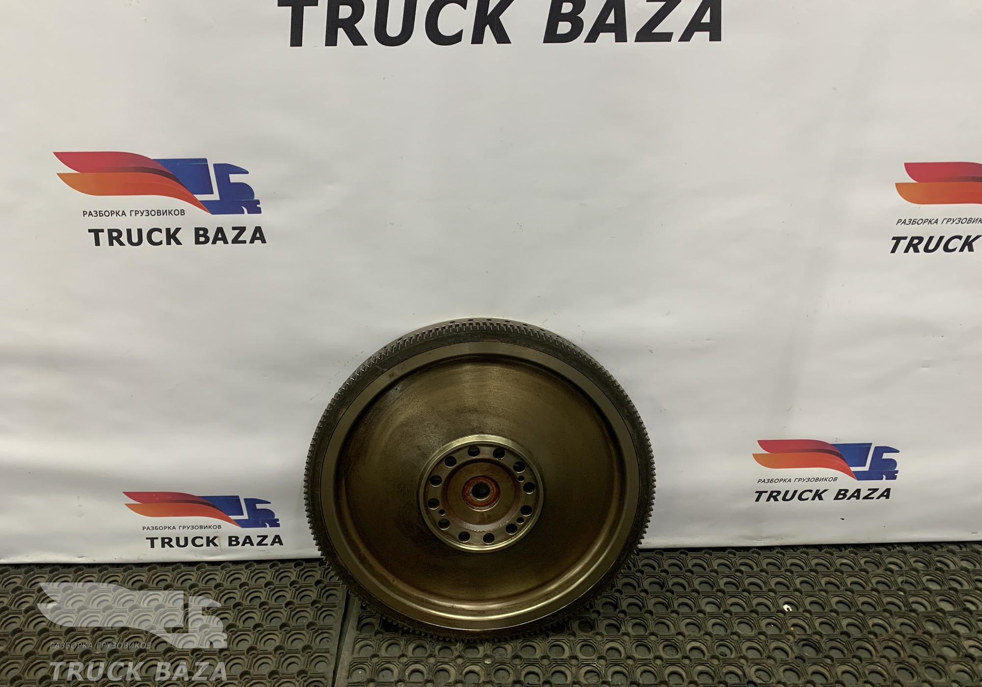 1697674 Маховик двигателя