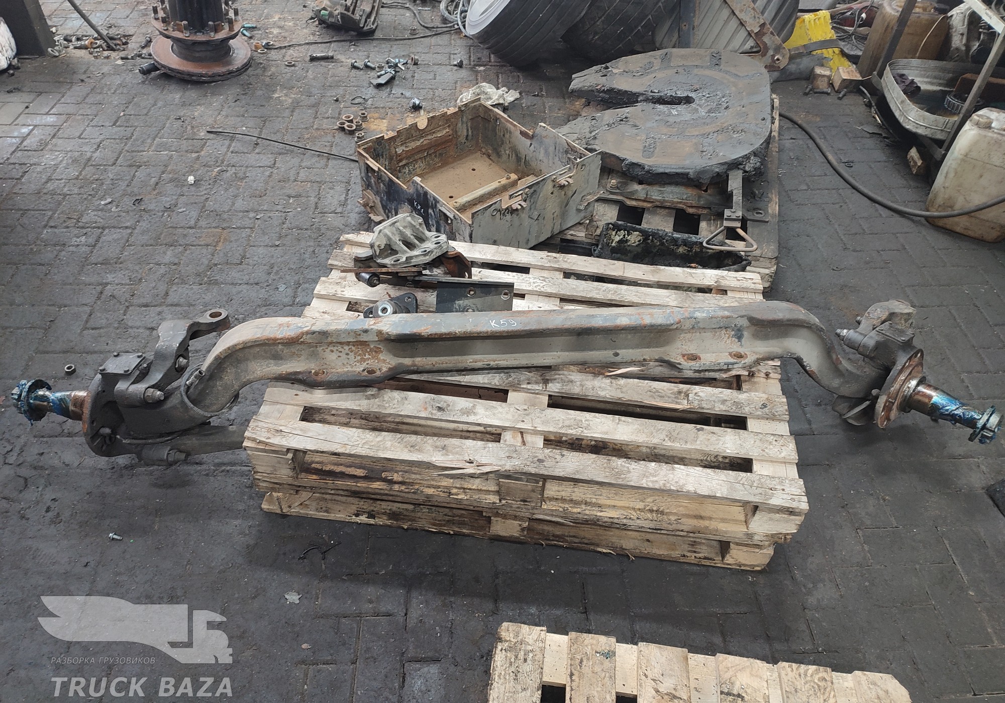 65203001010 Балка передняя в сборе