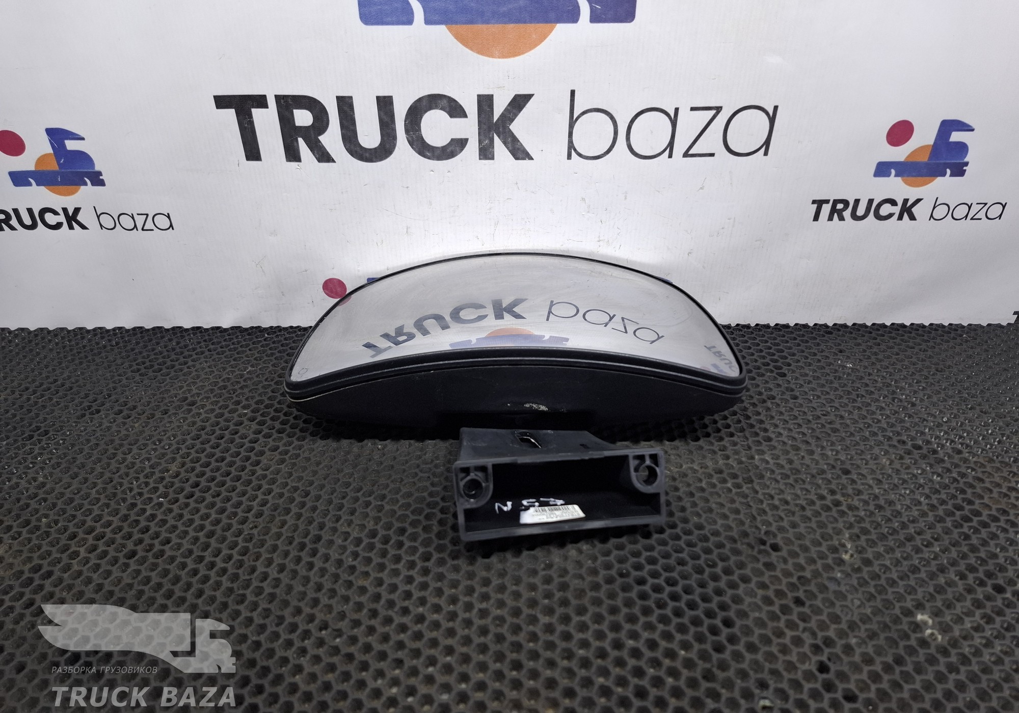 81637306733 Зеркало бордюрное для Man TGX