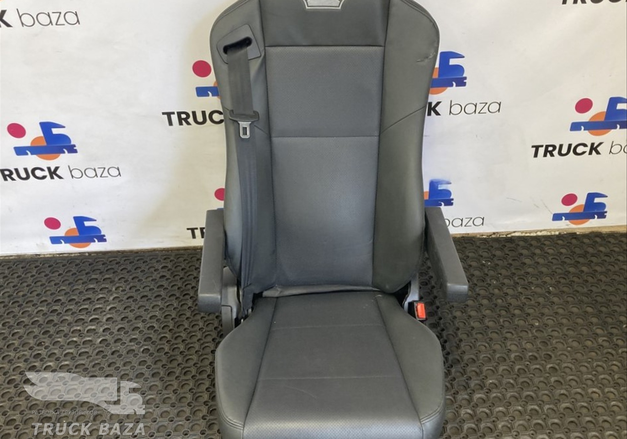 WG1662511200 Сиденье пассажирское пневматическое для Sinotruk Sitrak C7H