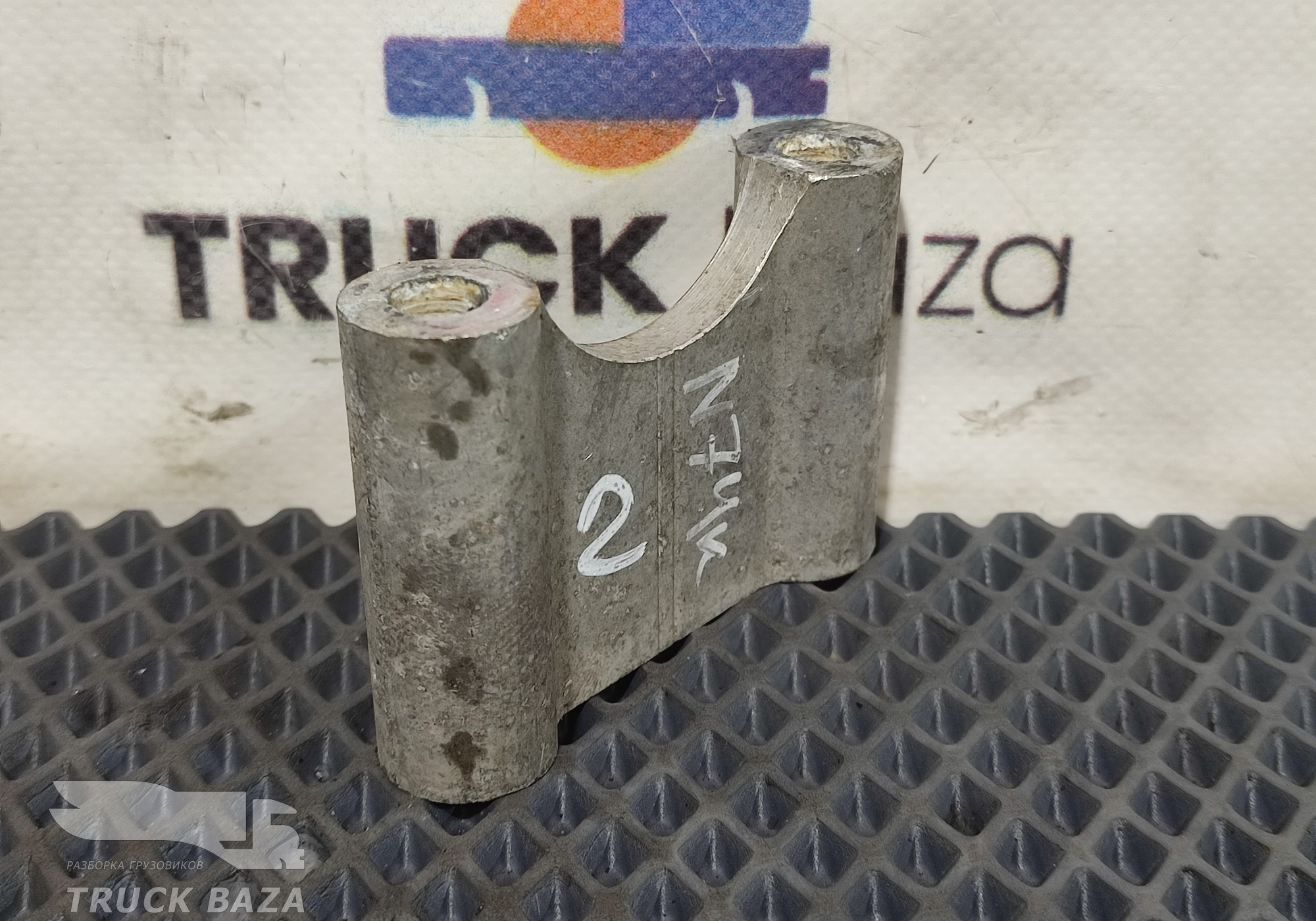 81628210027 Распорка лонжерона