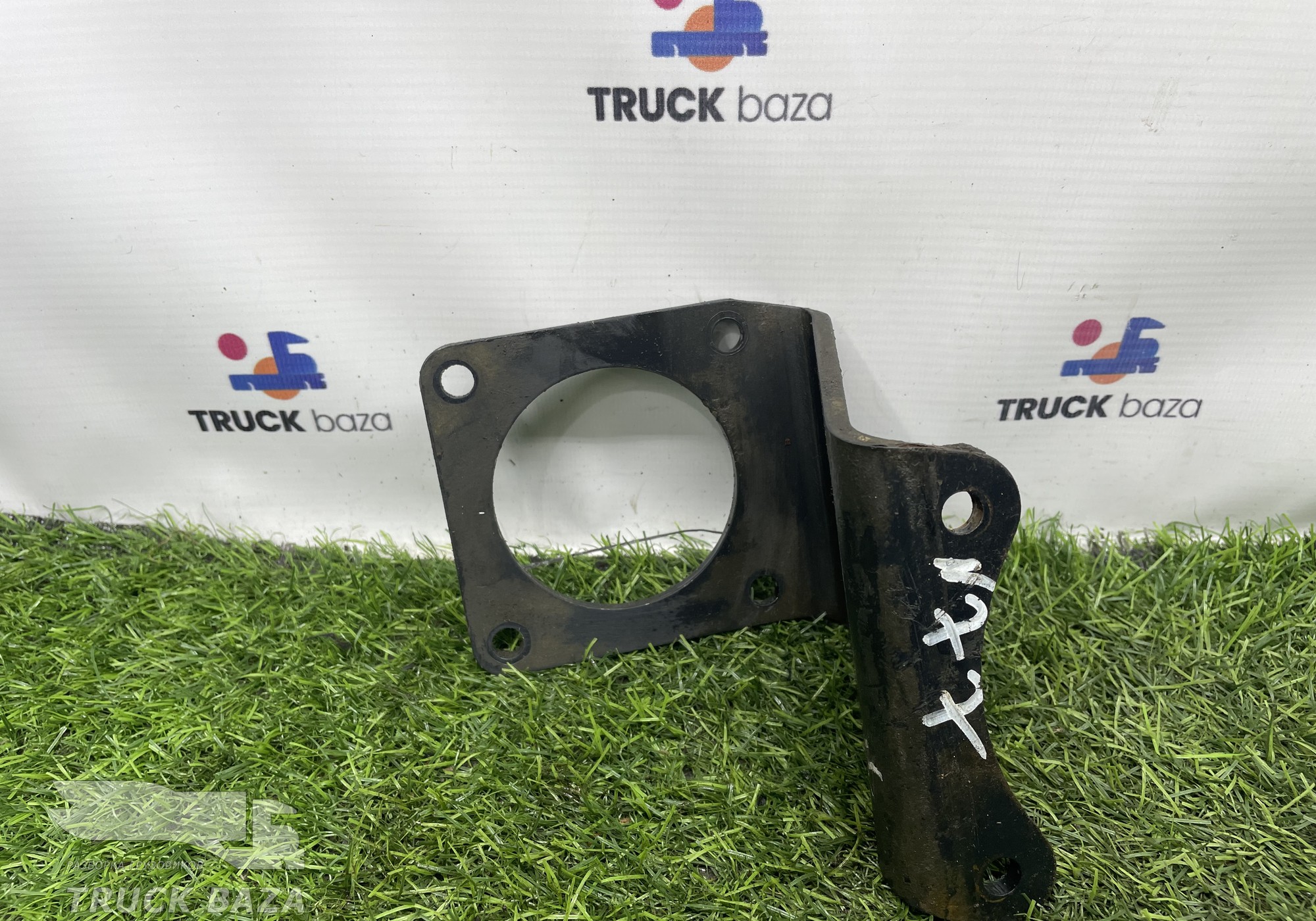 81523400816 Кронштейн модулятора