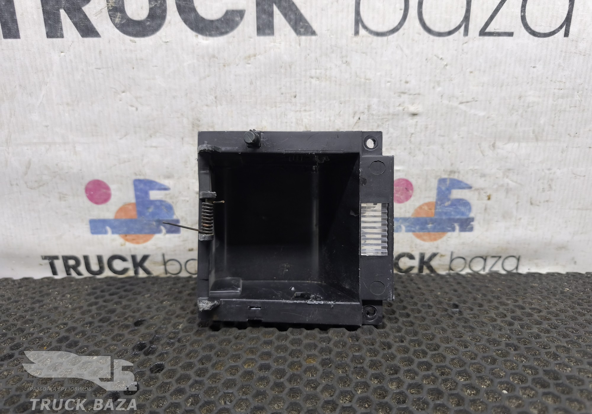 DZ13241162700 Пепельница для Shacman F3000 (с 2009)
