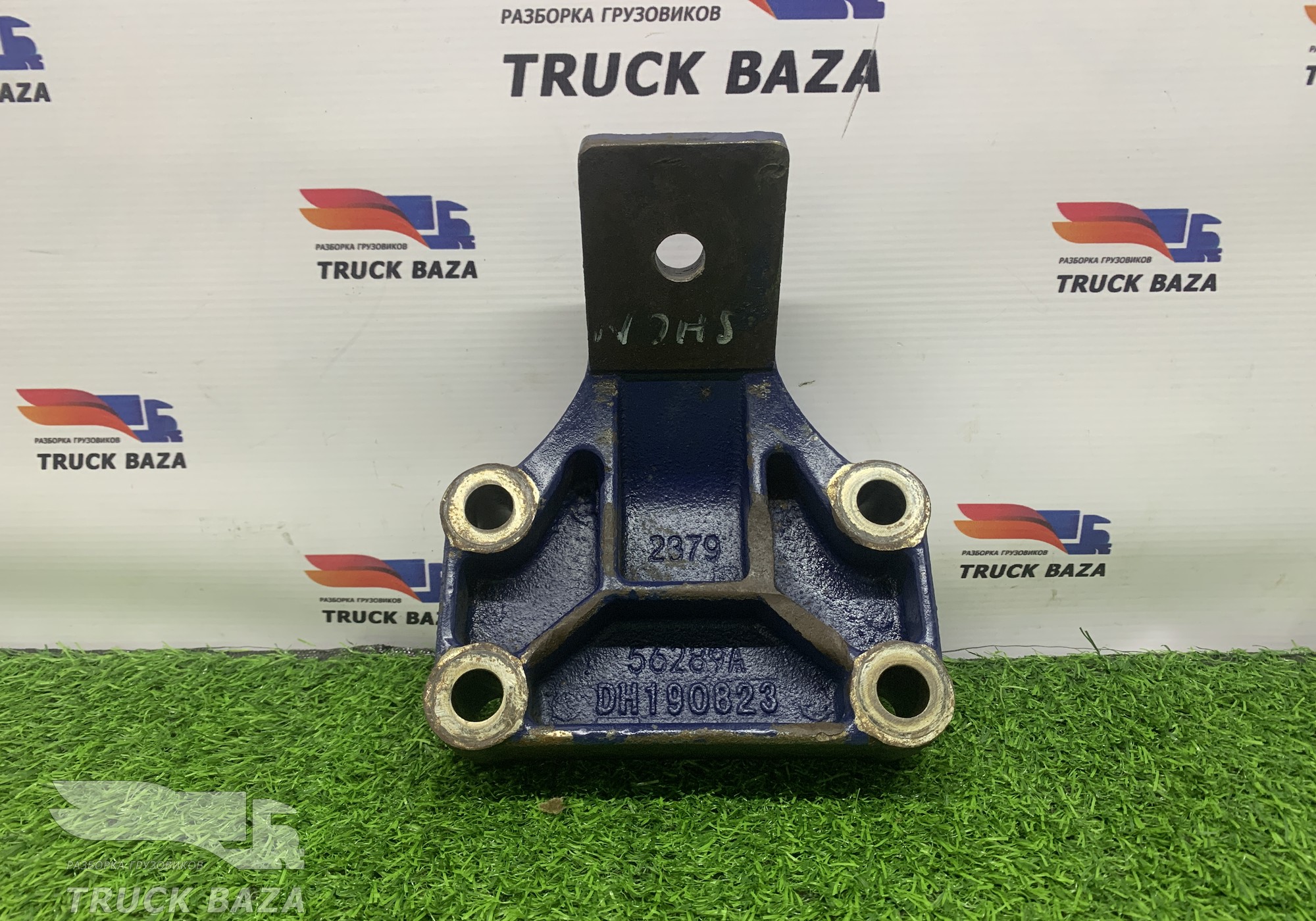 DH190823 Кронштейн двигателя для Shacman X3000 (с 2014)