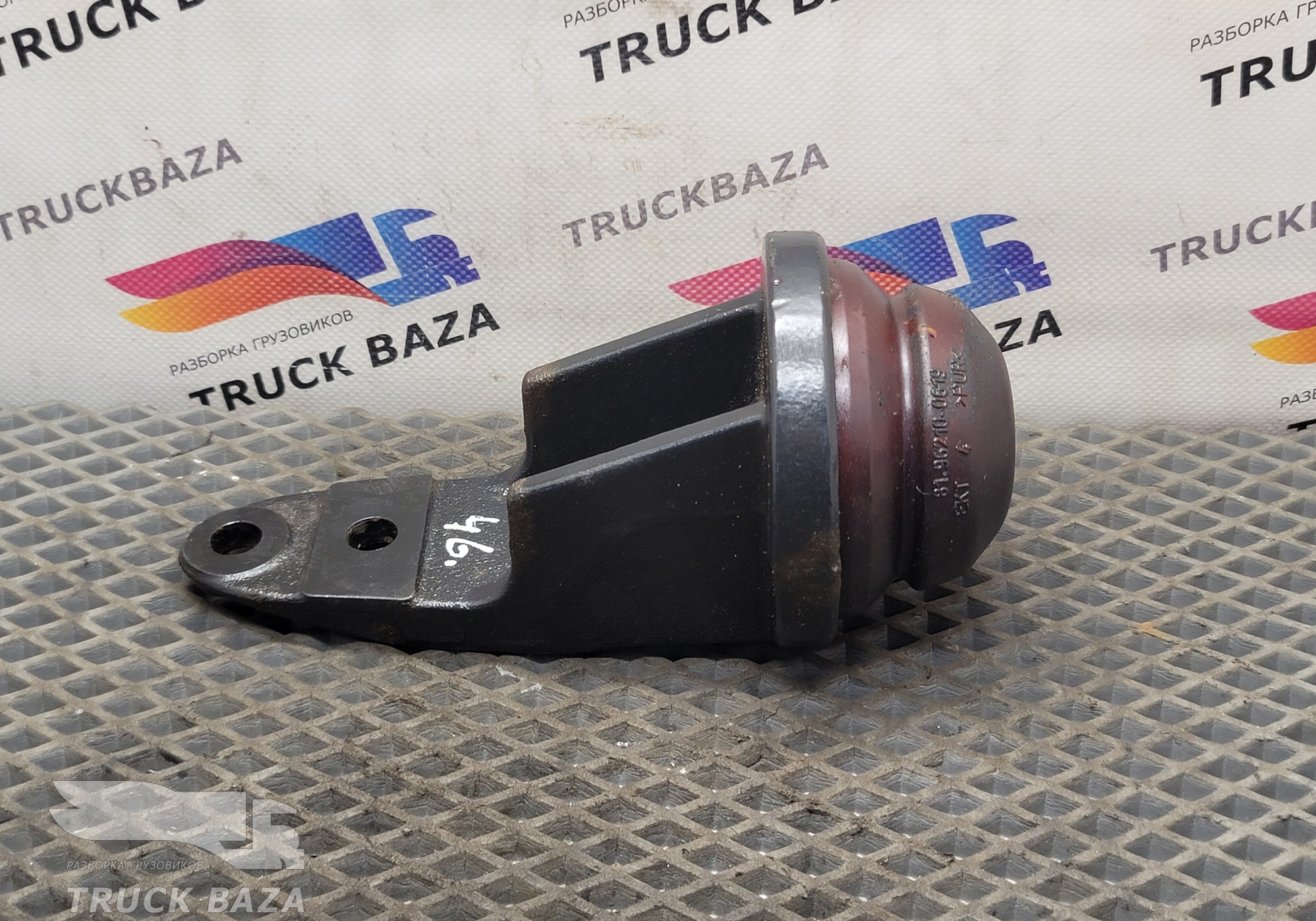 81414010083 Кронштейн рессоры передней для Man TGA