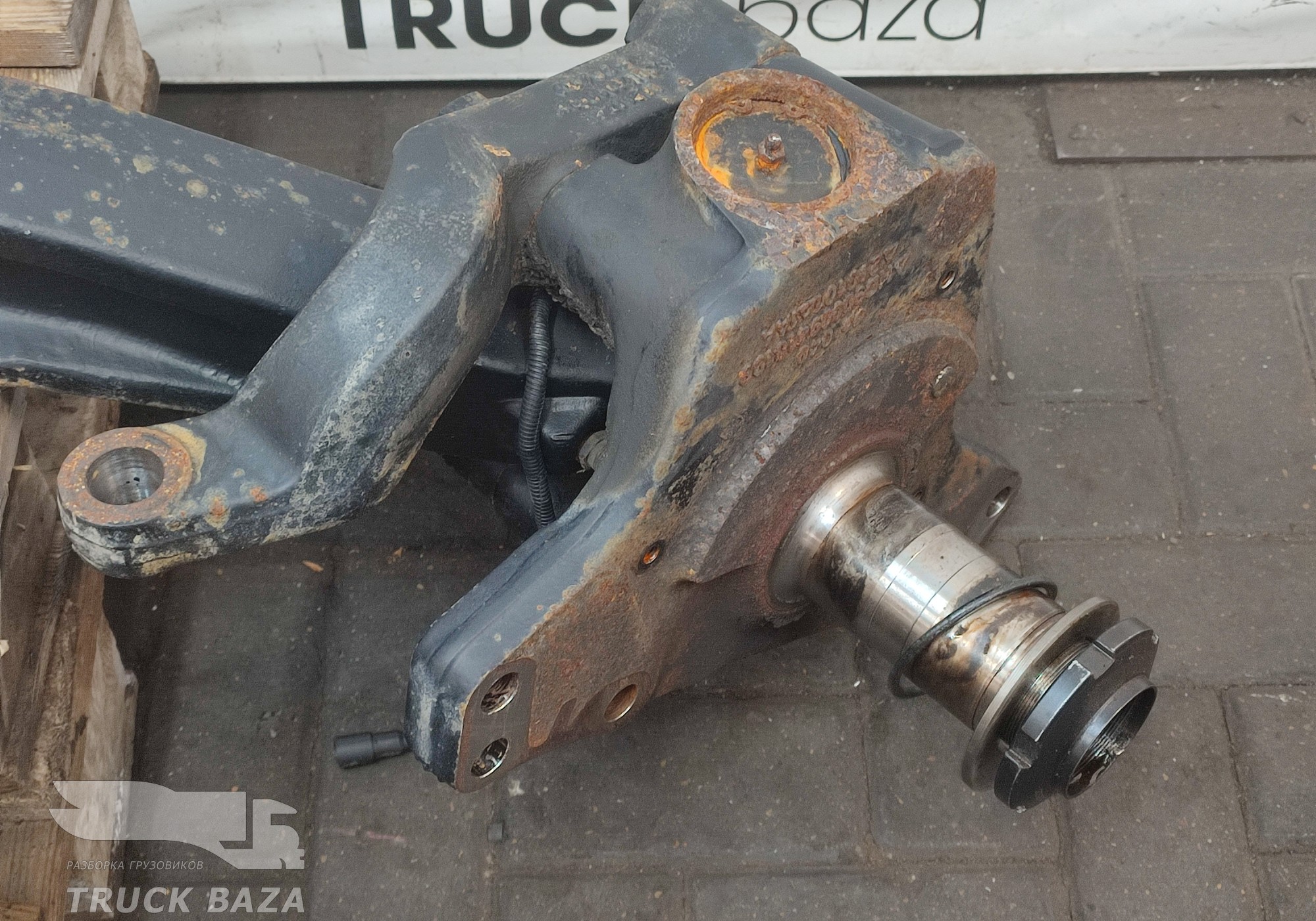 HD90009410199 Кулак поворотный левый