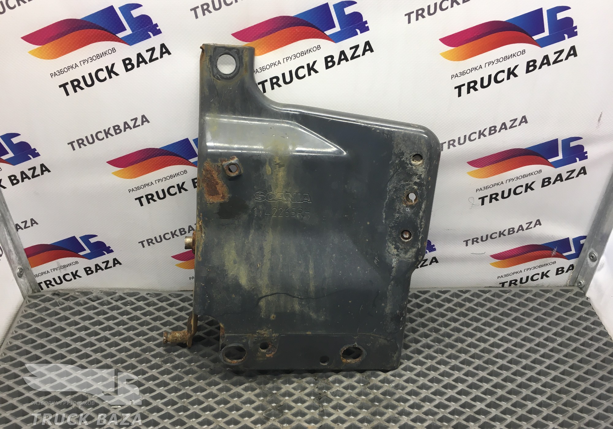 1742265 Петля подножки обслуживания для Scania