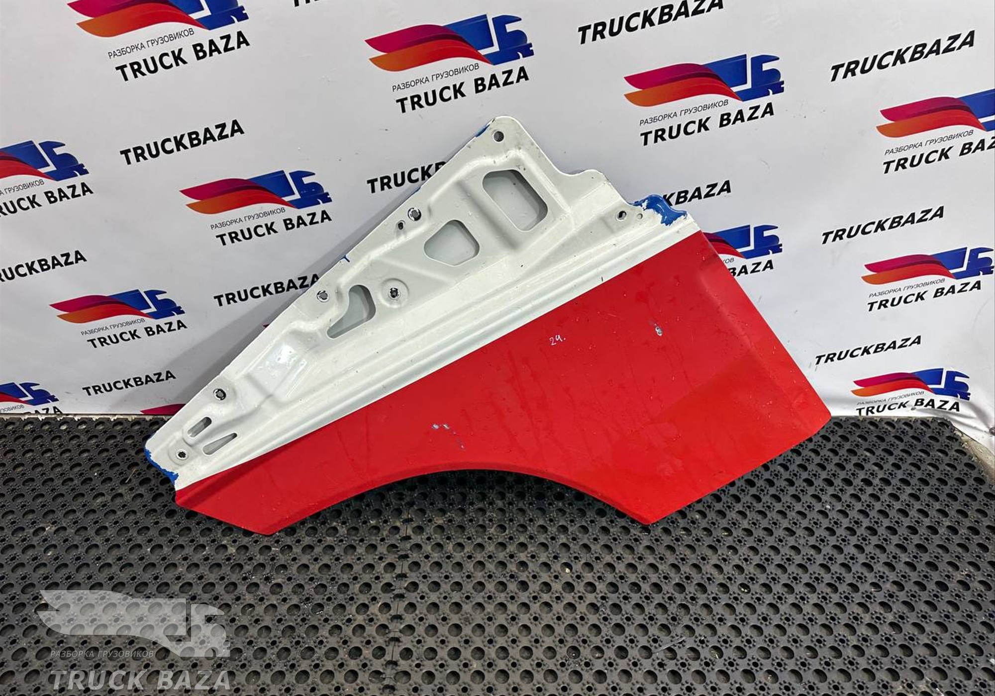 82178247 Продолжение двери правой для Volvo FH 5