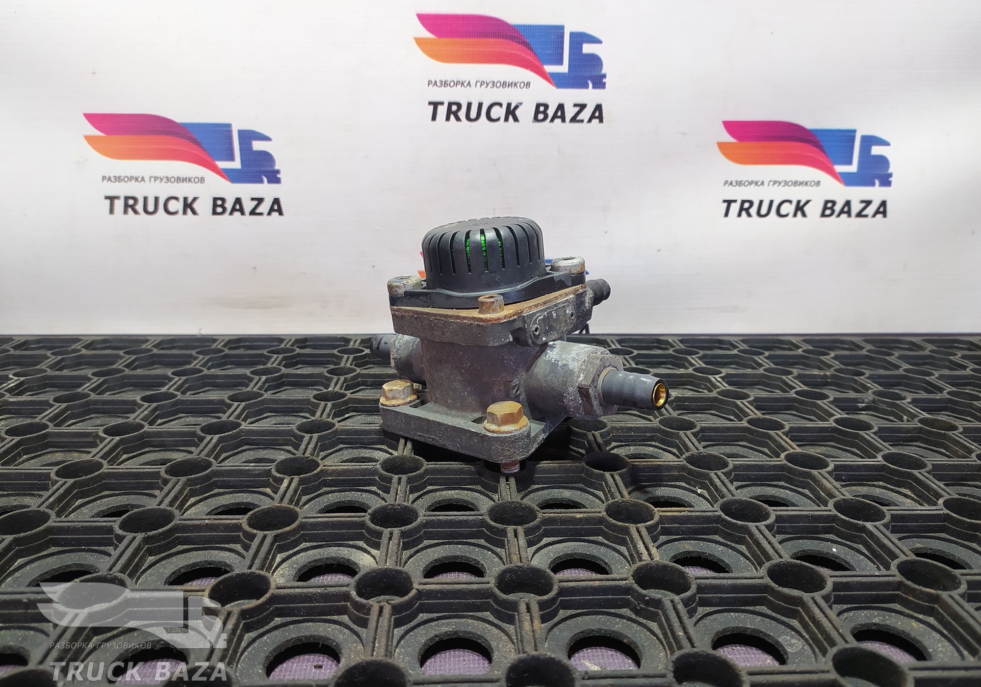 0481026032 Клапан ускорительный для Daf 95