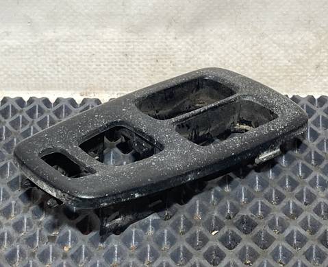 1445793 Рамка блока стеклоподъемников левый для Scania 5-series R (с 2004 по 2016)