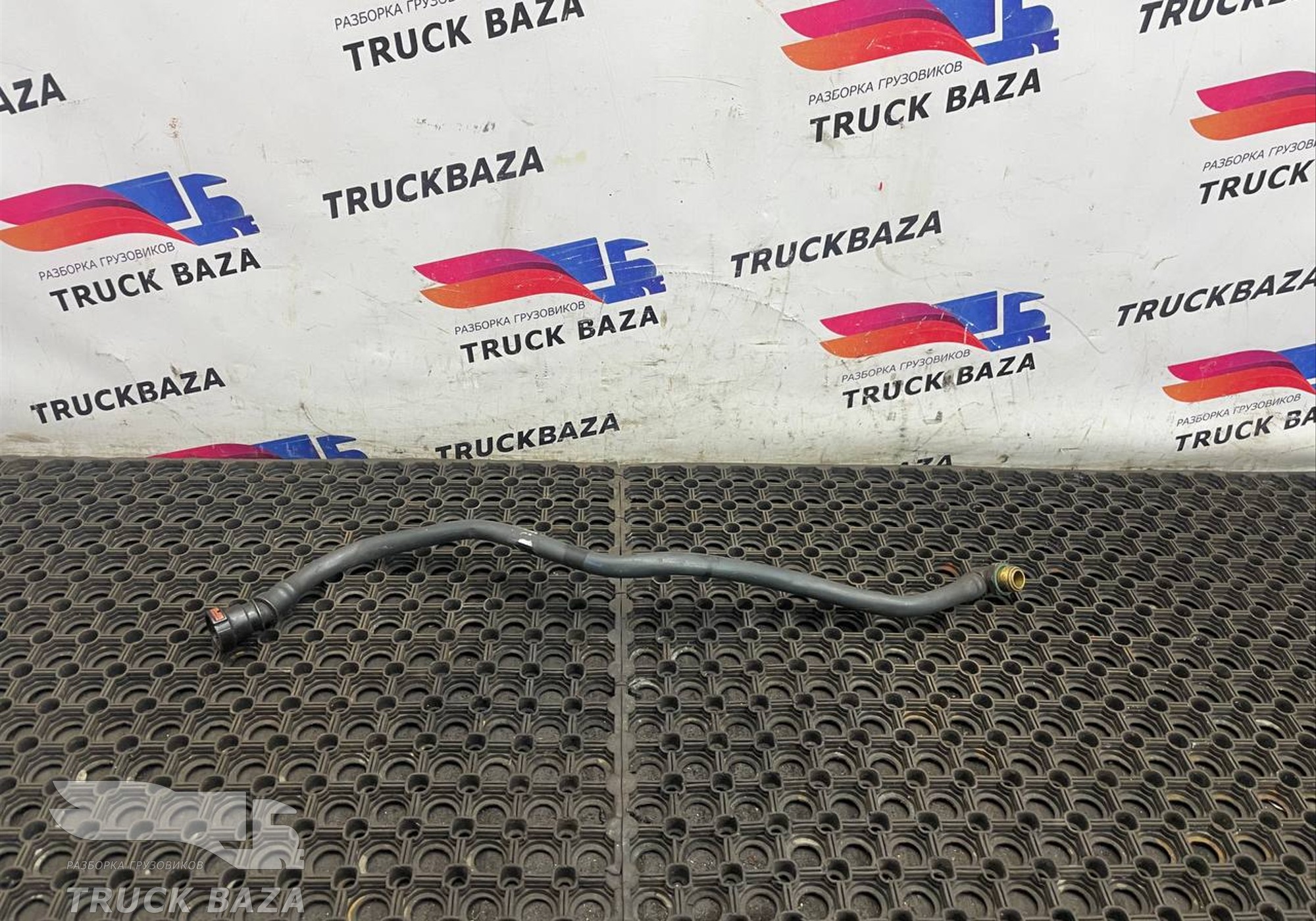 7421915017 Трубка ГУРа для Renault T (с 2013)