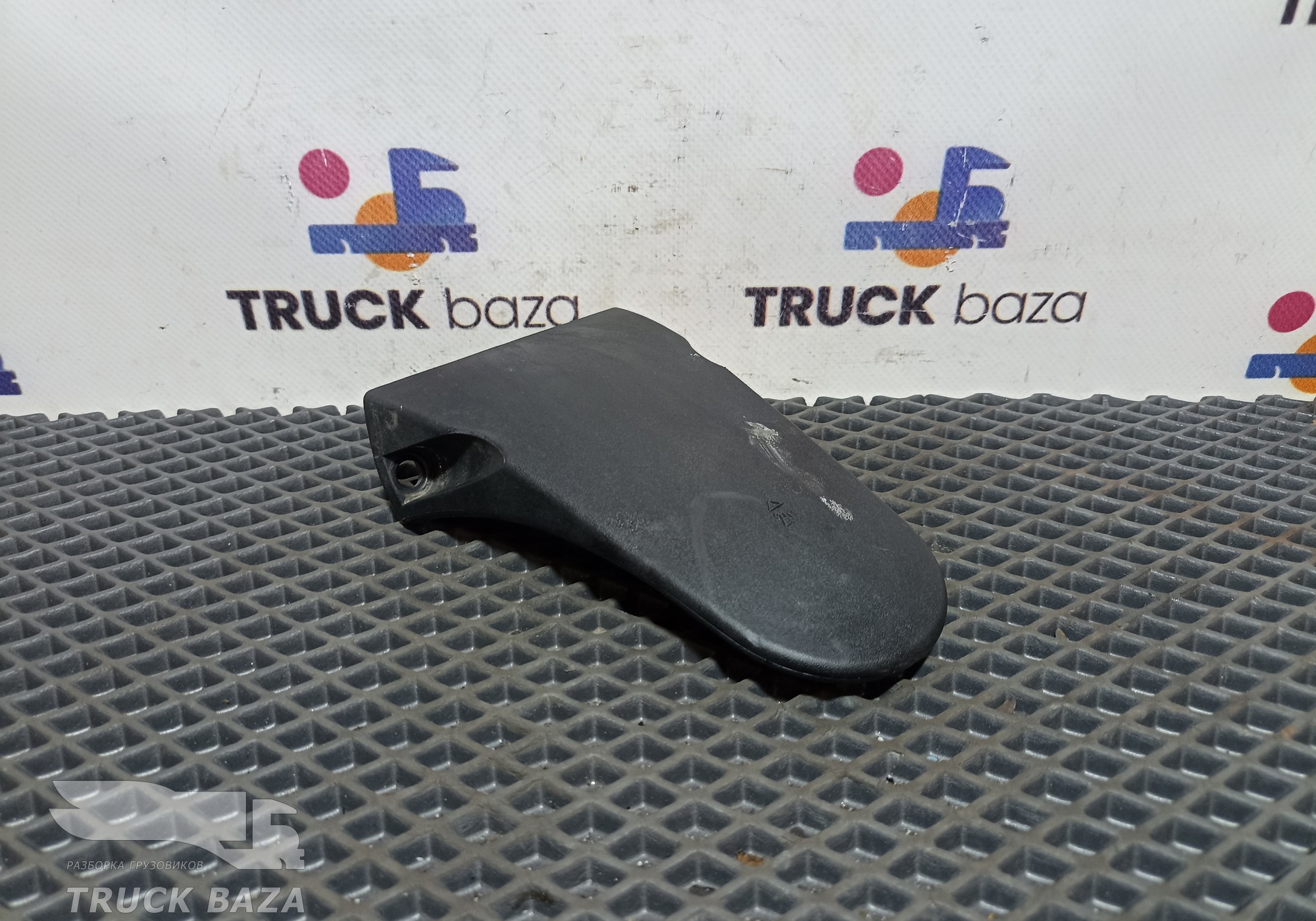 0028106016 Кронштейн зеркала бордюрного для Mercedes-Benz Actros