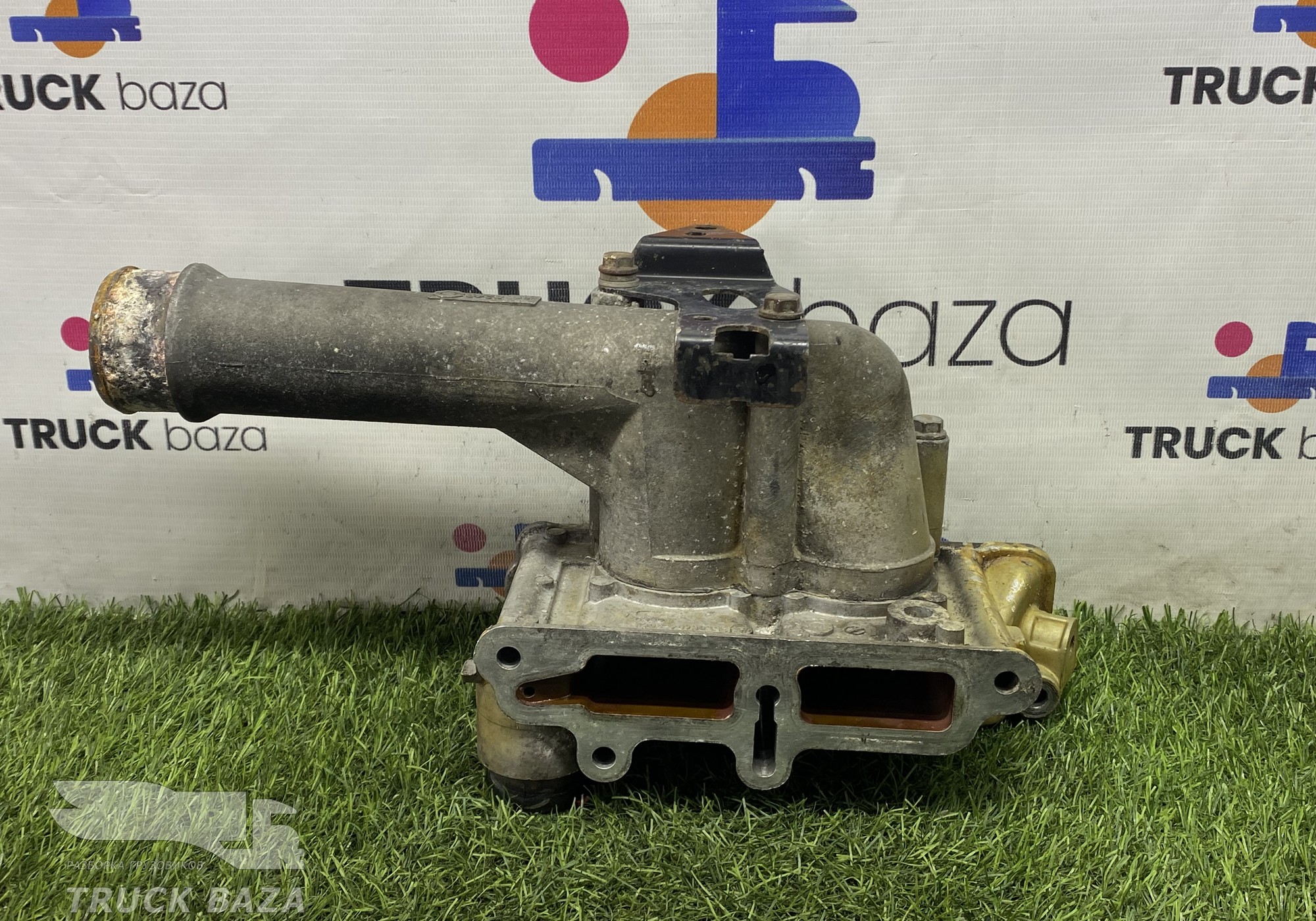 51064043068 Корпус термостата