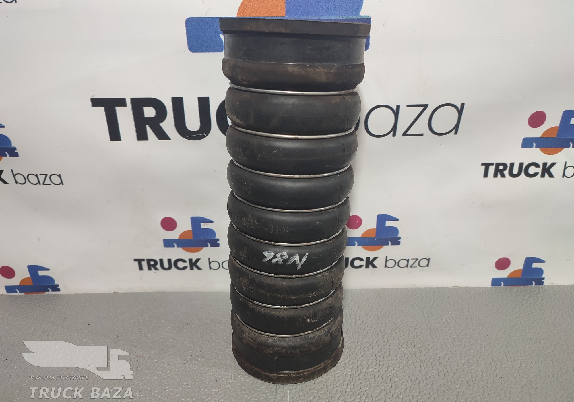 81963010901 Патрубок интеркулера для Man TGA