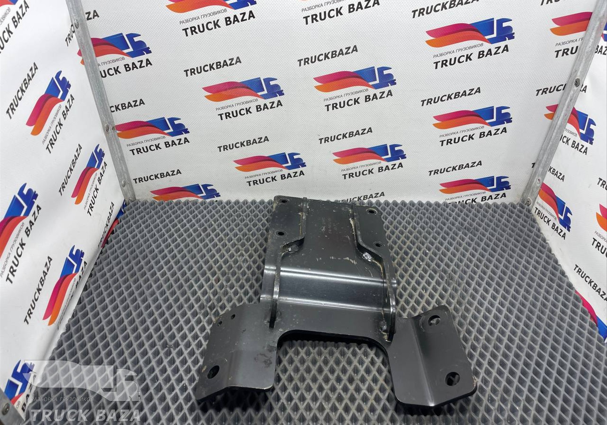 JC4618D567 Кронштейн сиденья для Ford F-MAX (с 2018)