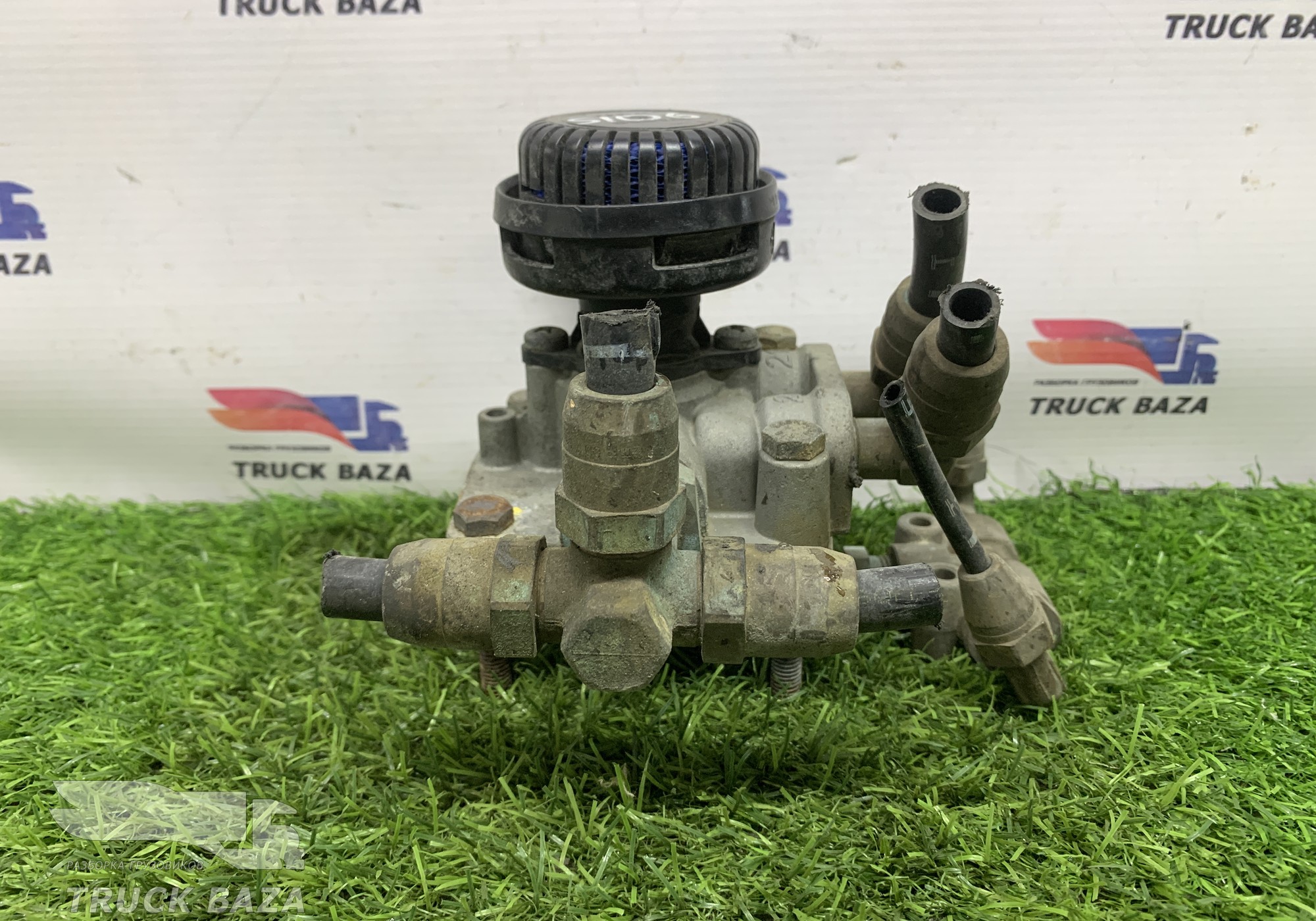 1425183 Клапан ускорительный для Scania