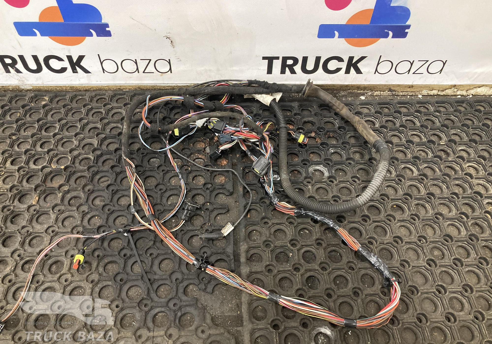 370100155 Проводка кабины для Sinotruk Sitrak C7H