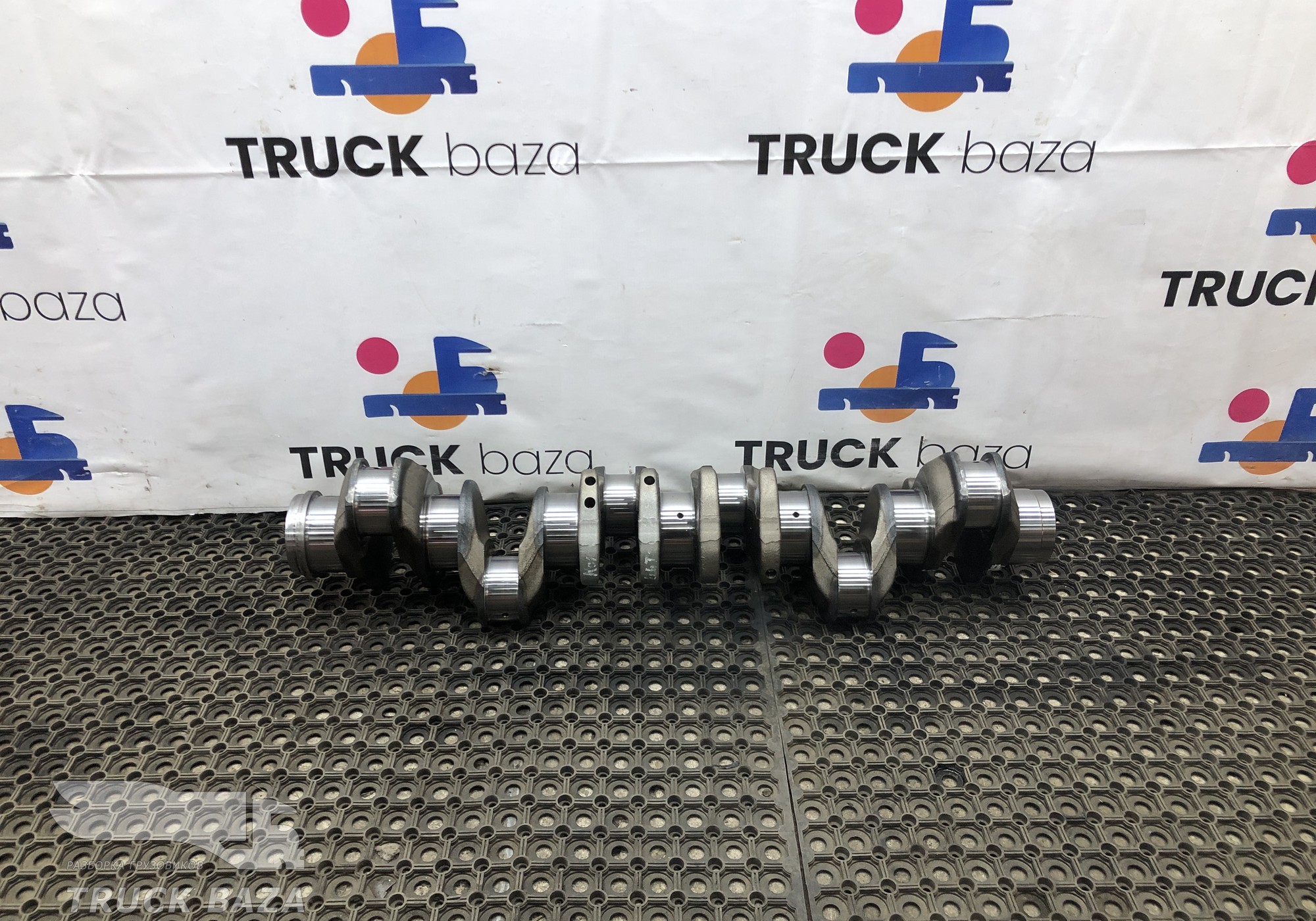 51021010673 Коленвал D2066