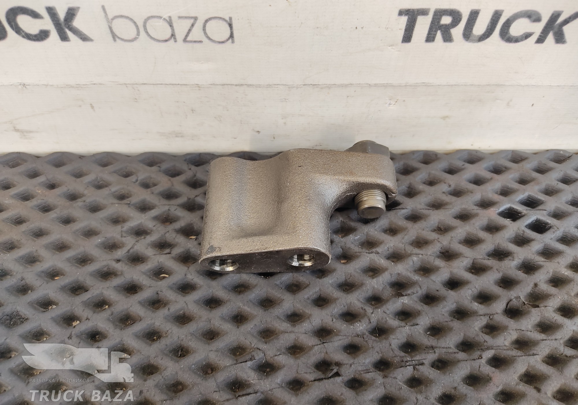 51042510006 Опора рокера для Man TGS