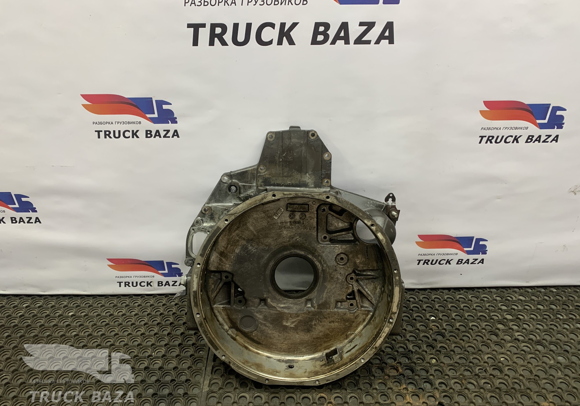 A4570152602 Кожух маховика