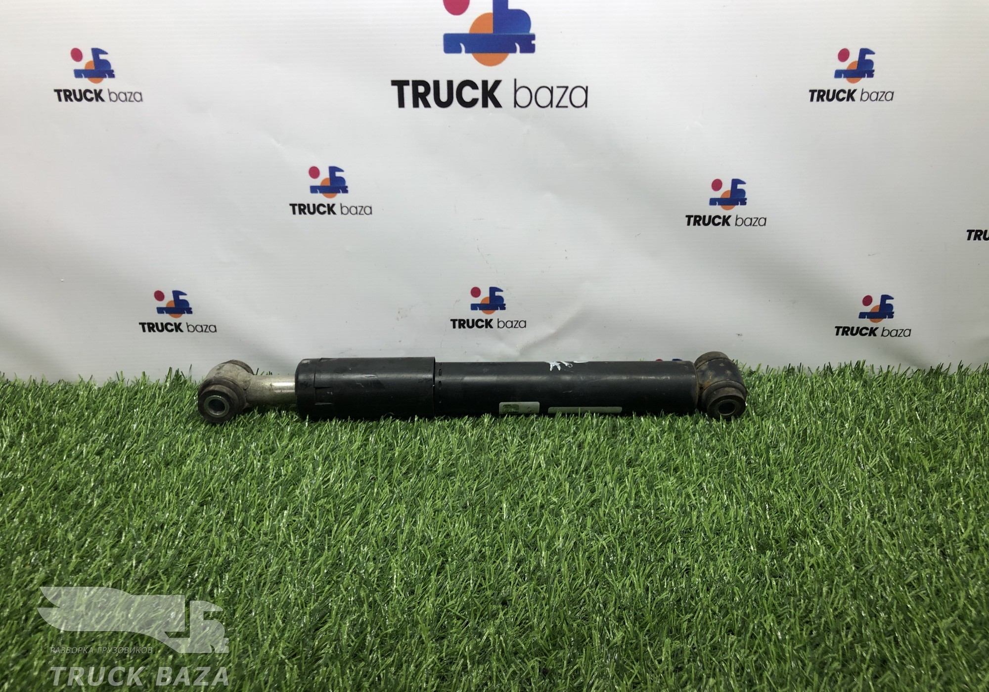 844904011713 Амортизатор кабины горизонтальный для КАМАЗ 5490 (с 2013)