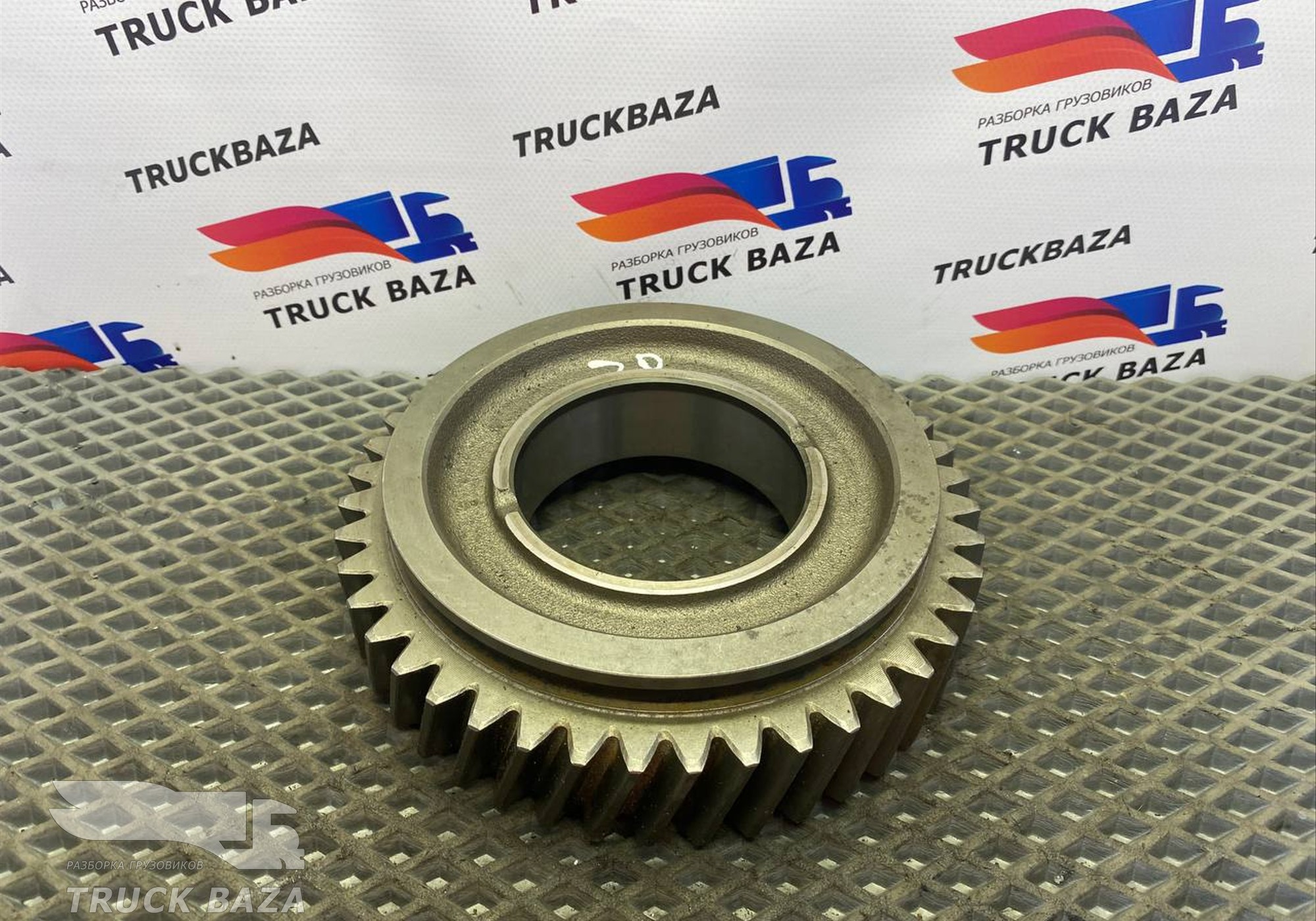 1316304012 Шестерня заднего хода КПП ZF для Iveco