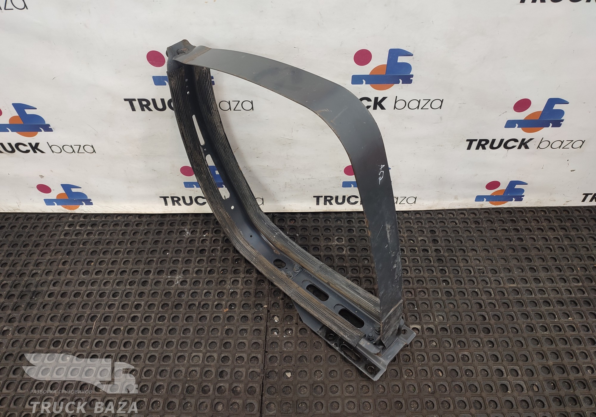 9604752303 Кронштейн топливного бака для Mercedes-Benz Actros New Actros MP4 (с 2011)