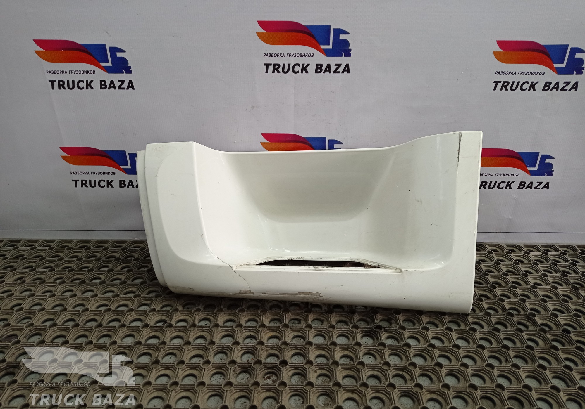 1642682 Корпус подножки левый для Daf
