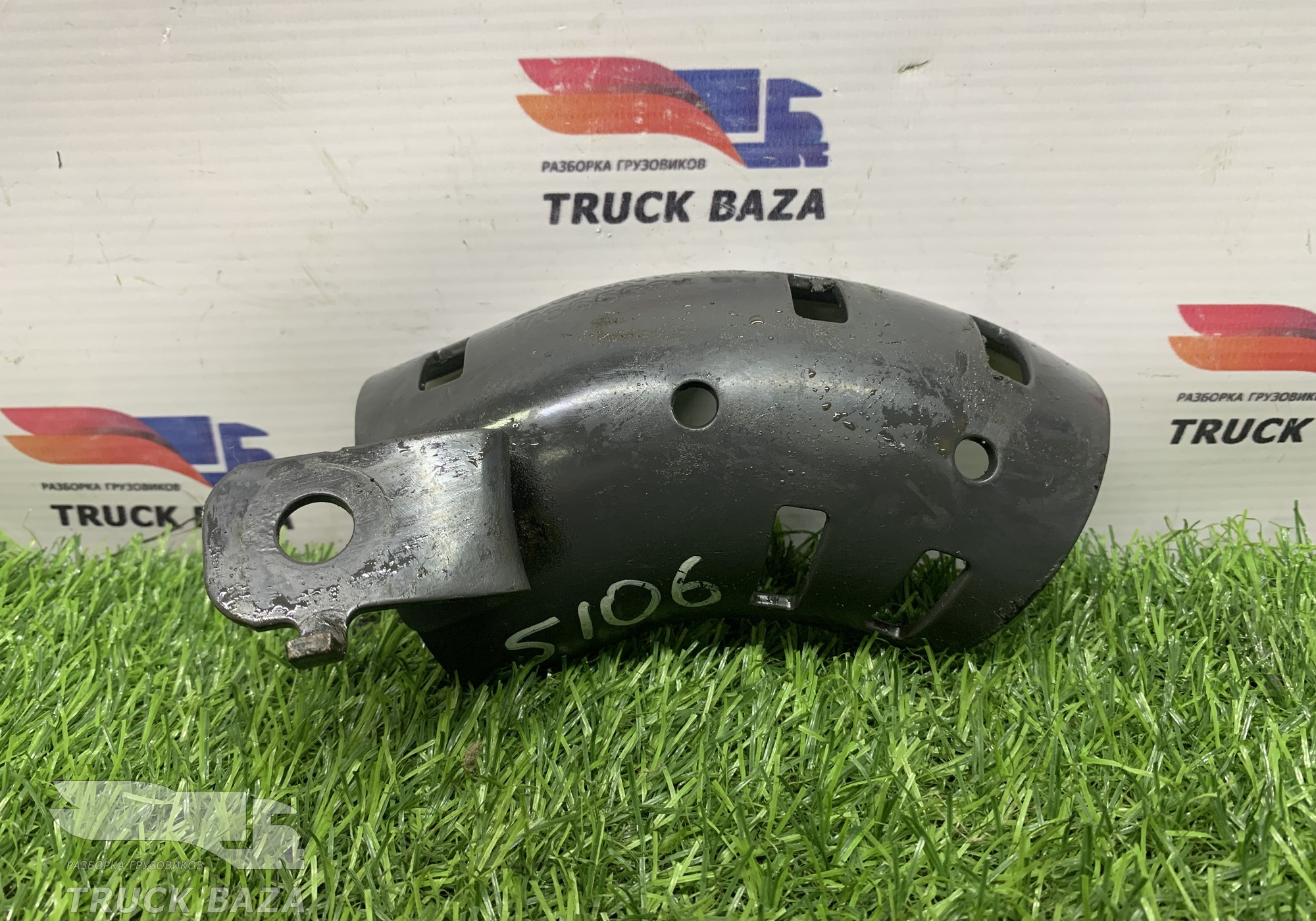 1786538 Кронштейн проводки