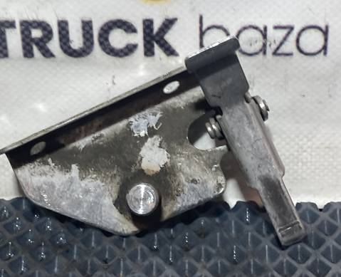 81971226113 Замок бардачка левый для Man