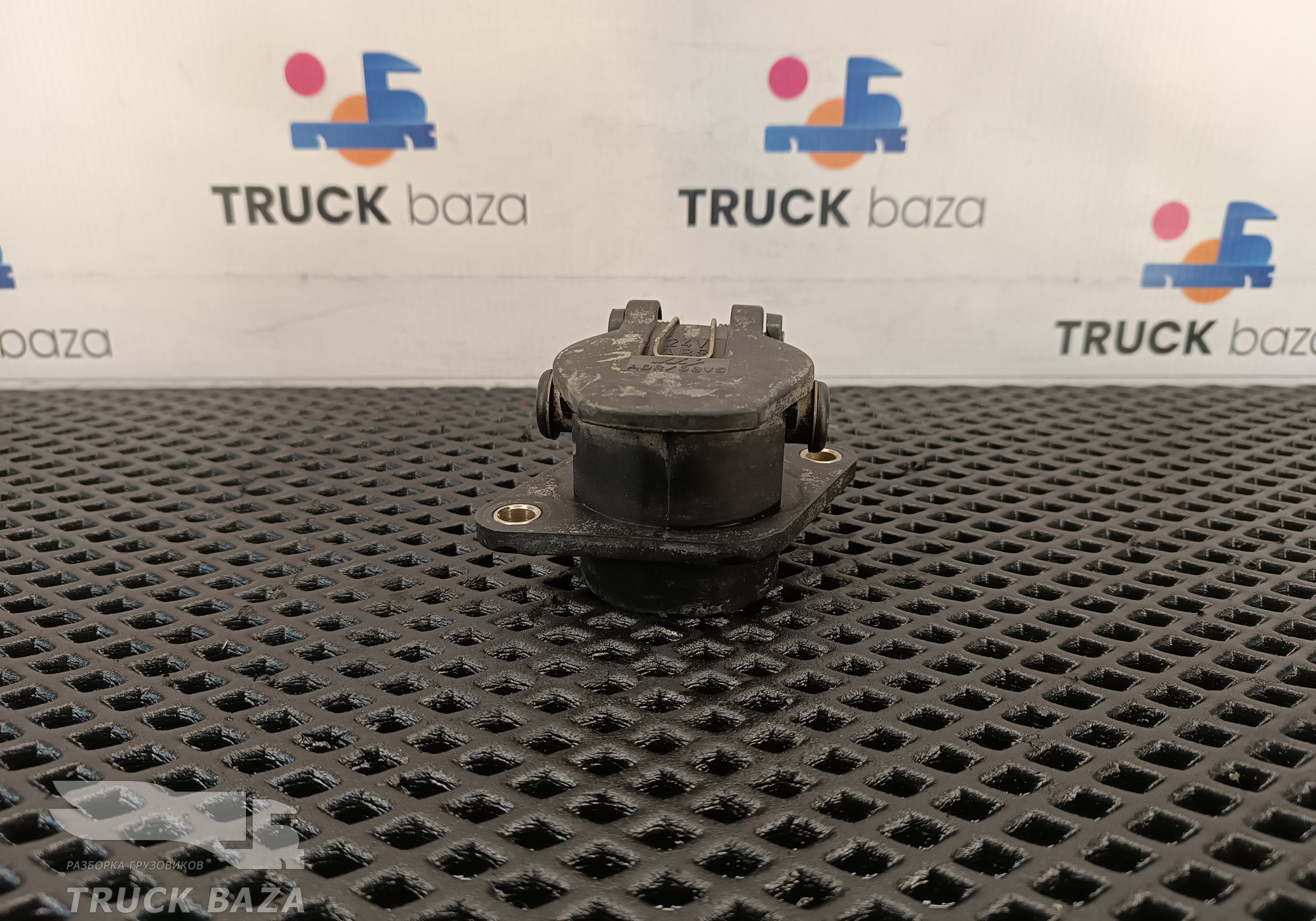 A0085457026 Корпус розетки для Iveco Turbostar