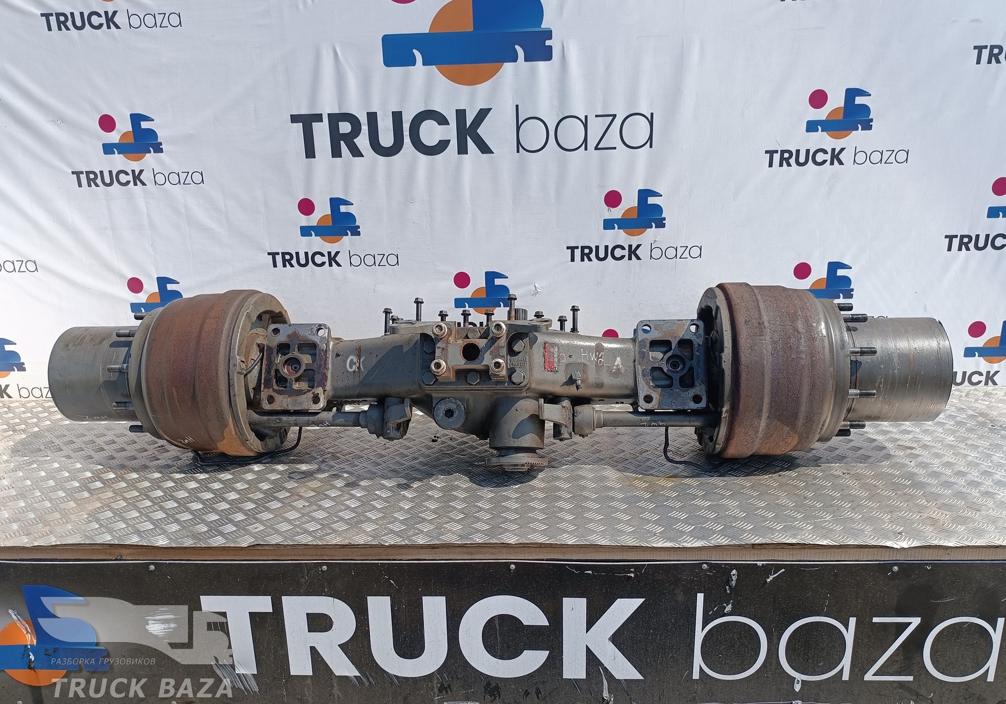 MHP161G0B618 Мост средний для Sinotruk Howo HW76