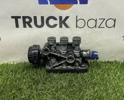 81259026238 Кран уровня пола главный для Iveco