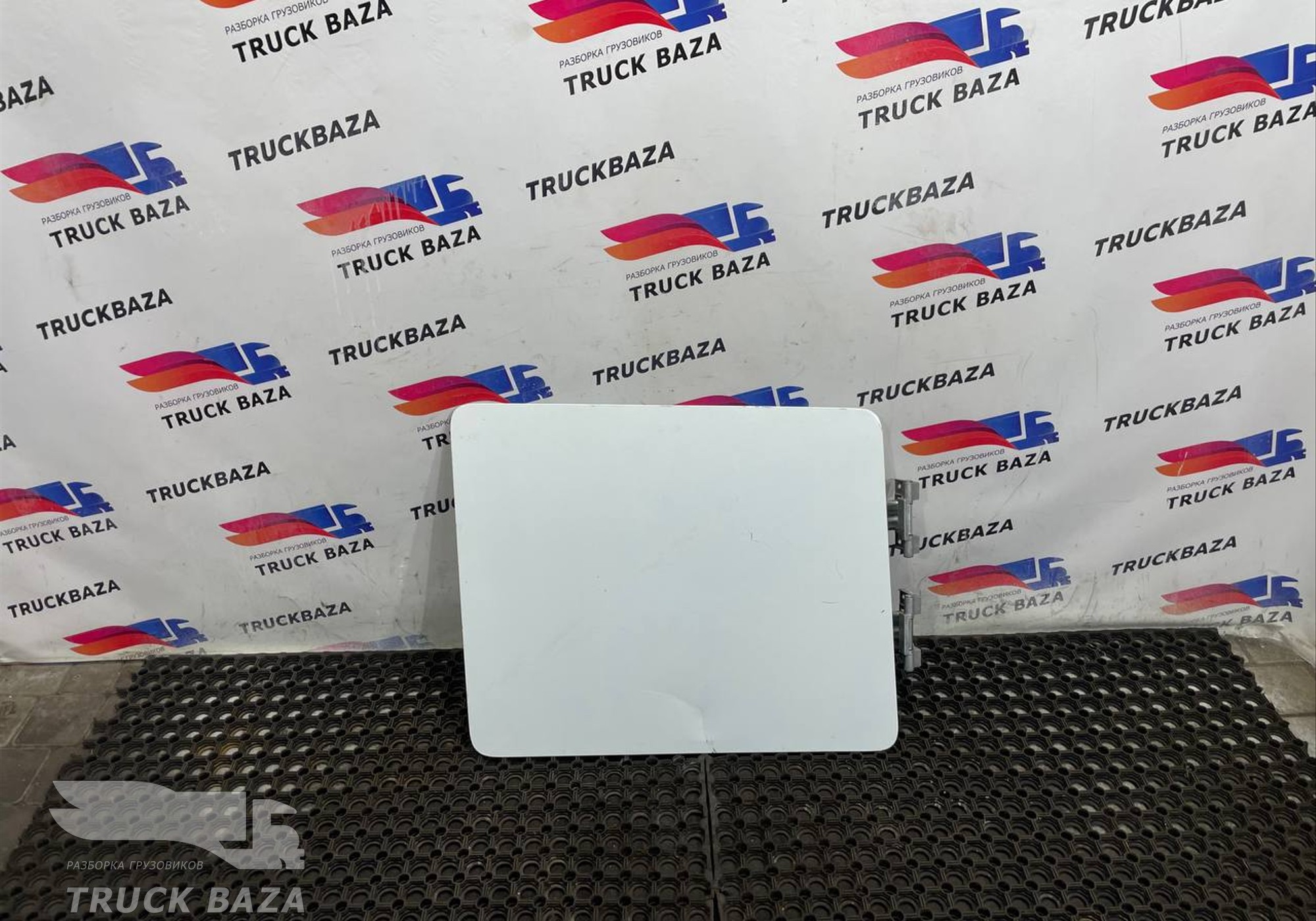 A9607502903 Крышка инструментального ящика правая для Mercedes-Benz Actros New Actros MP4 (с 2011)