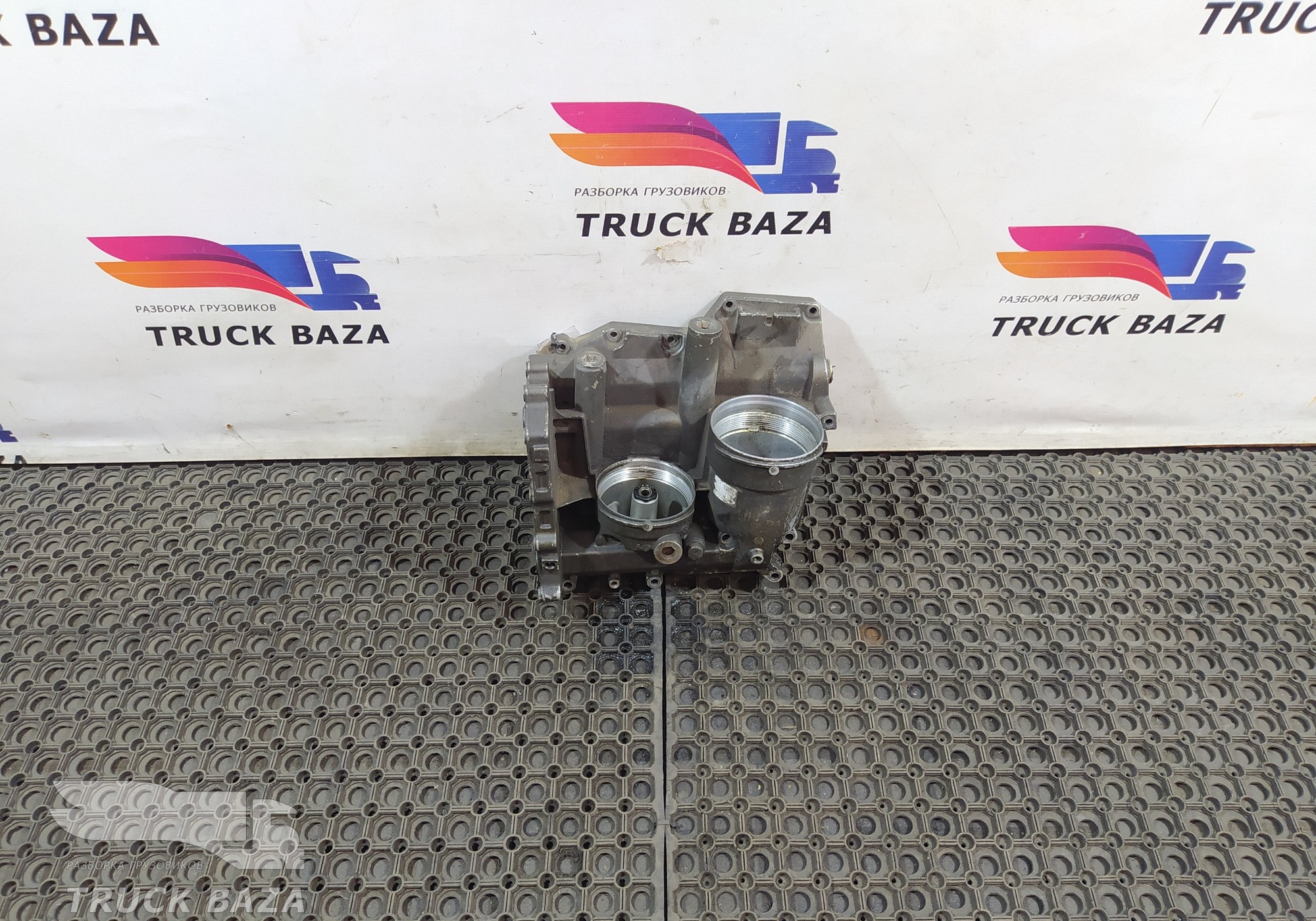 1725348 Корпус масляного фильтра для Daf CF III (с 2013 по 2017)