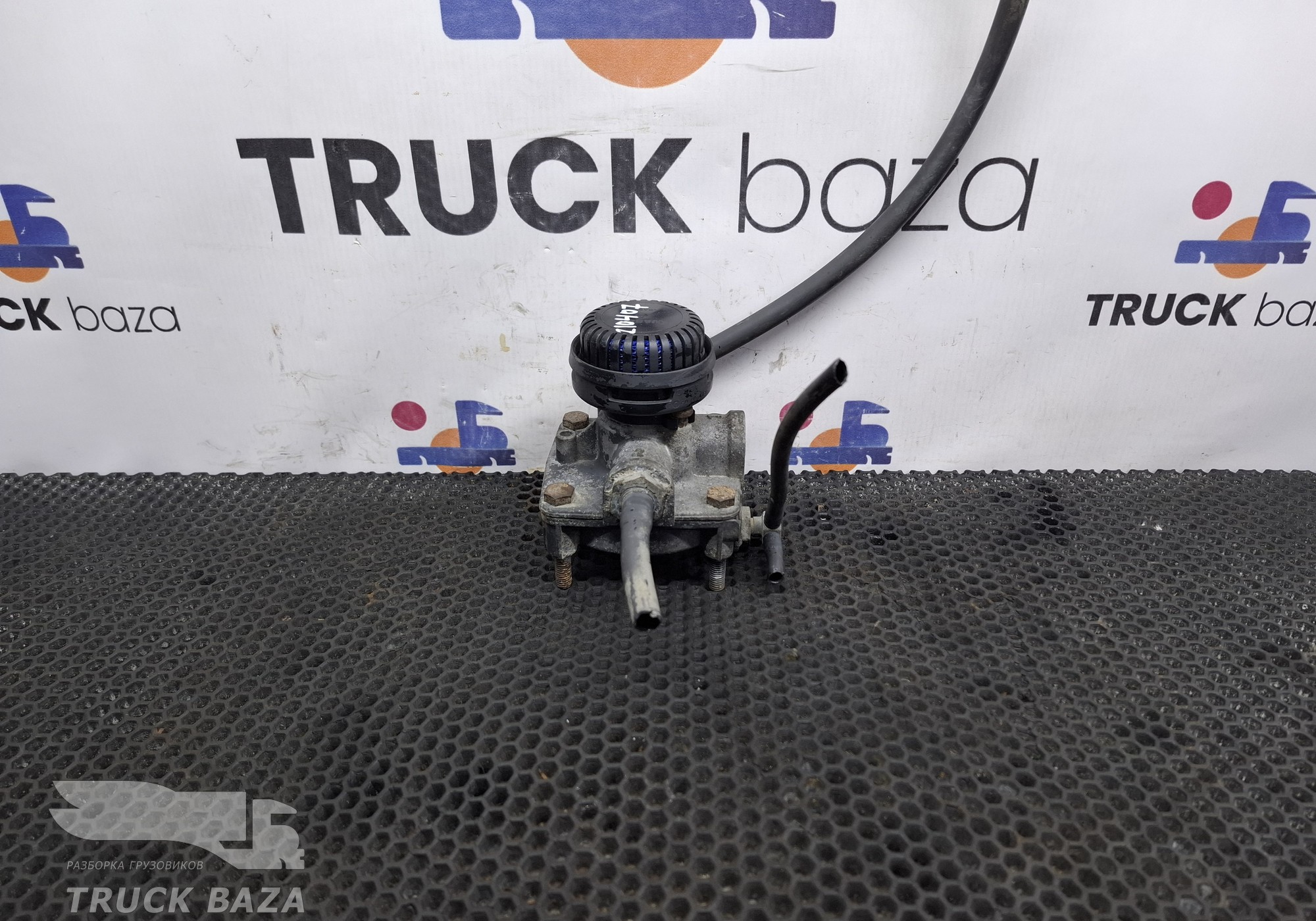 A0044296244 Клапан ускорительный для Renault Kerax