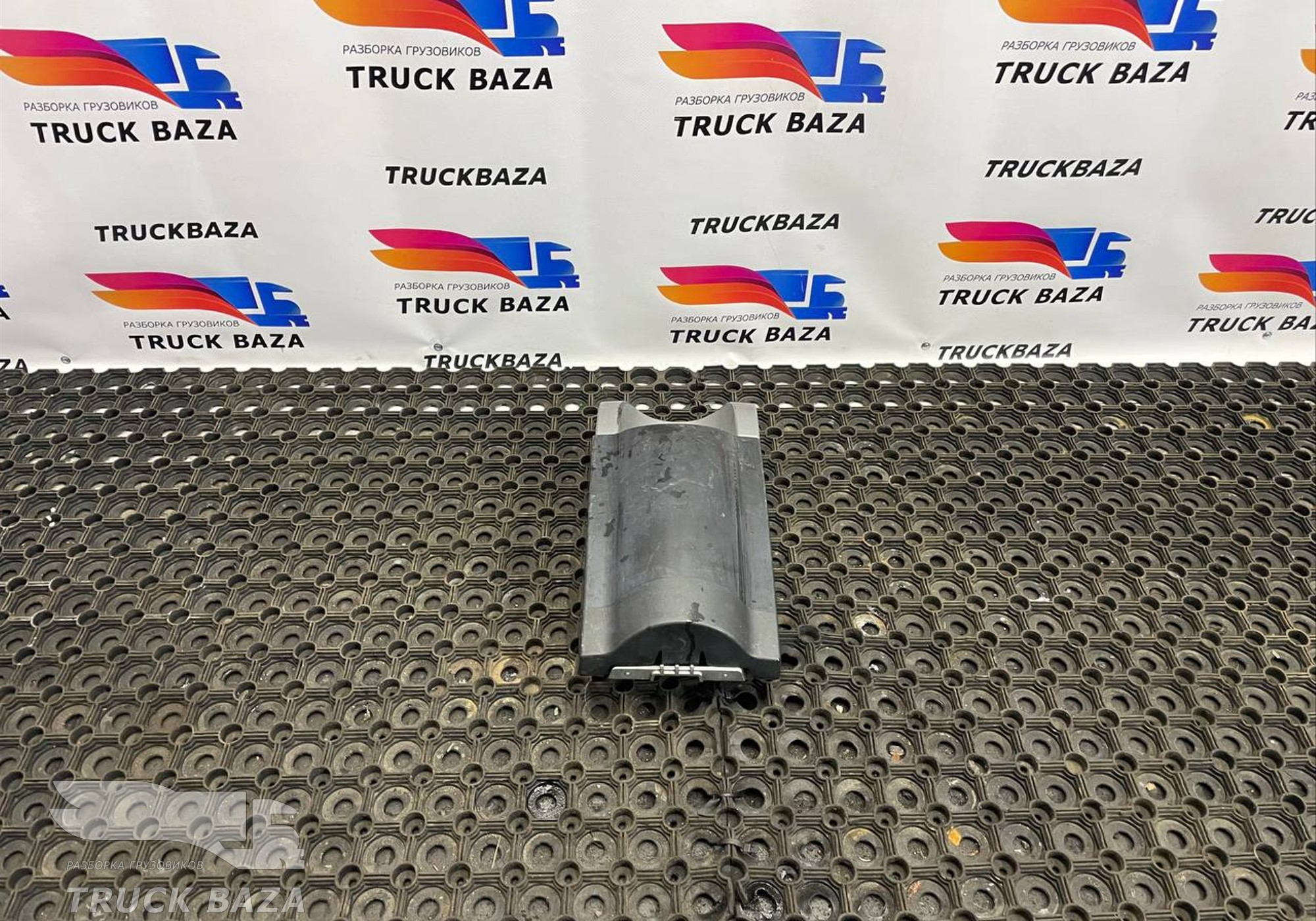 1650715 Подстаканник для Daf XF105 (с 2006 по 2020)