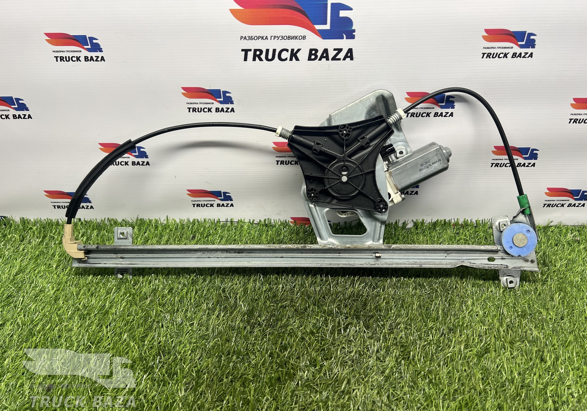 A9737201846 Стеклоподъемник электрический правый