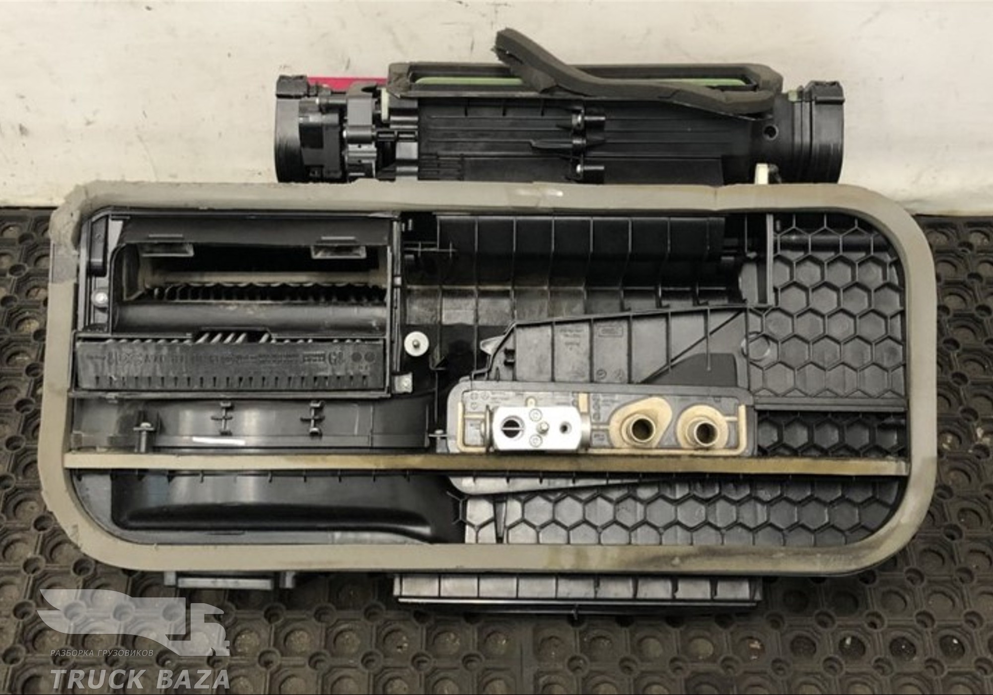 A9608302460 Печка в сборе для КАМАЗ 54901