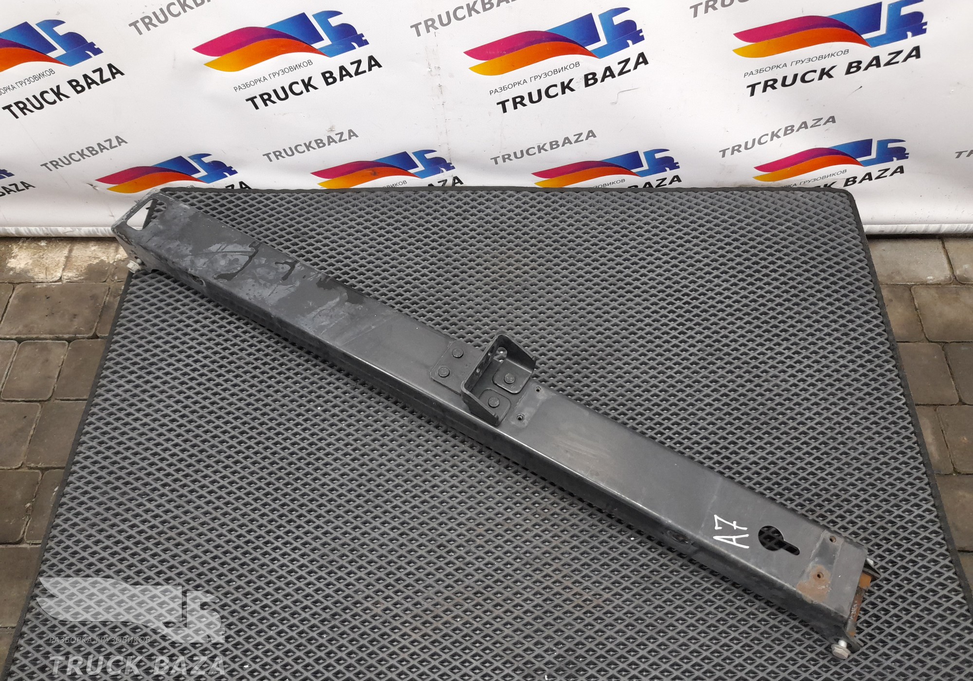 9605000901 Рамка радиатора для Mercedes-Benz Actros New Actros MP4 (с 2011)