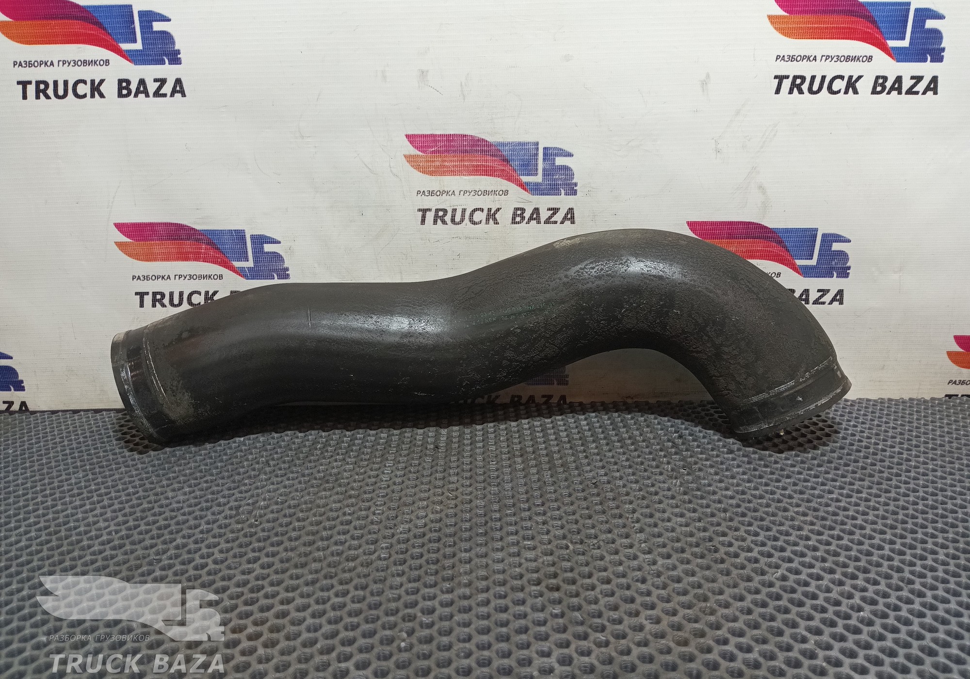 A9415010382 Патрубок радиатора для Mercedes-Benz