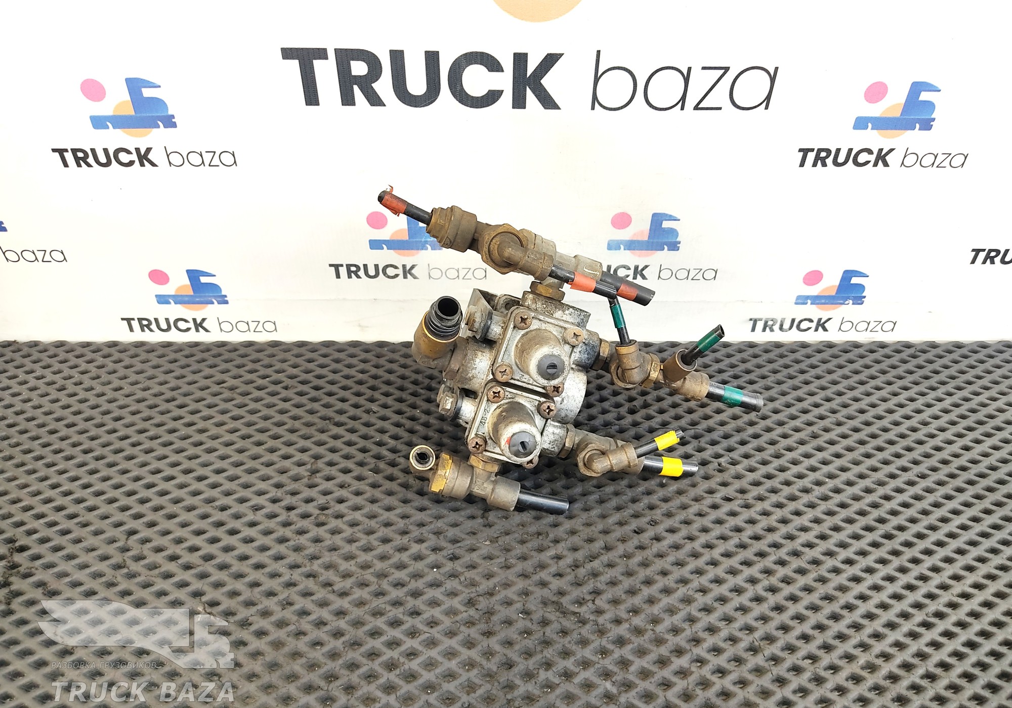 532053515400 Клапан защитный 4-х контурный для КАМАЗ 54901