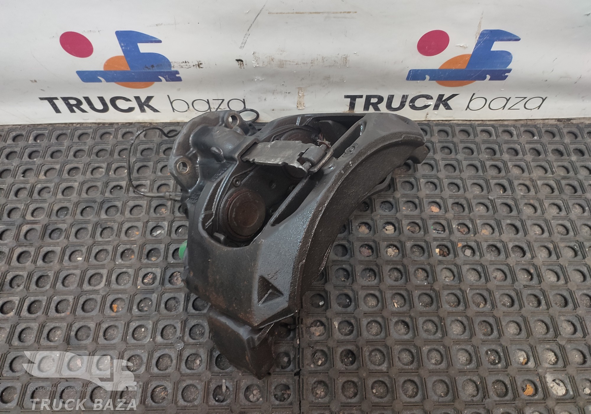 0004202702 Суппорт передний правый/задний левый