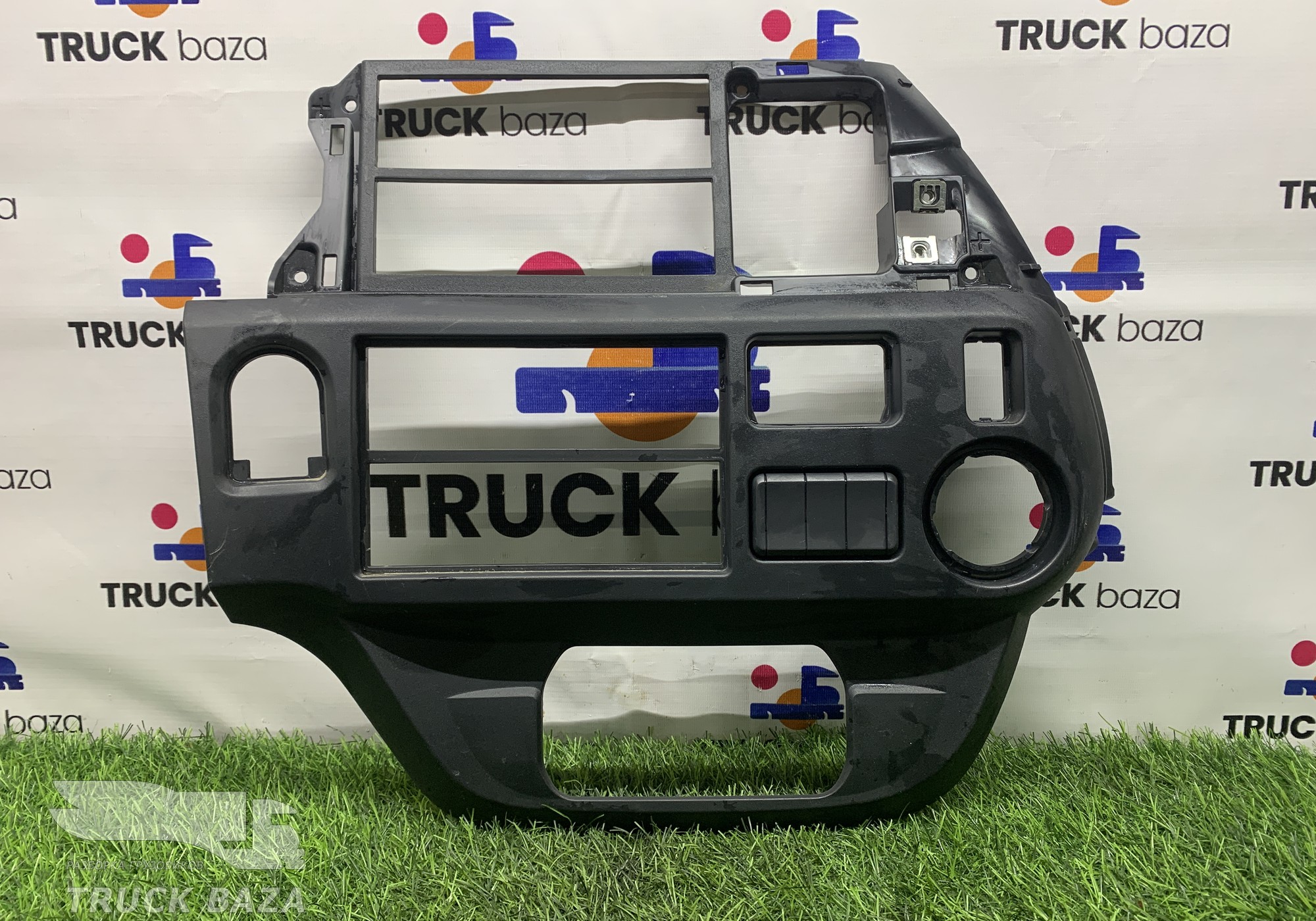 2031135 Накладка торпедо для Daf XF106 (с 2012)