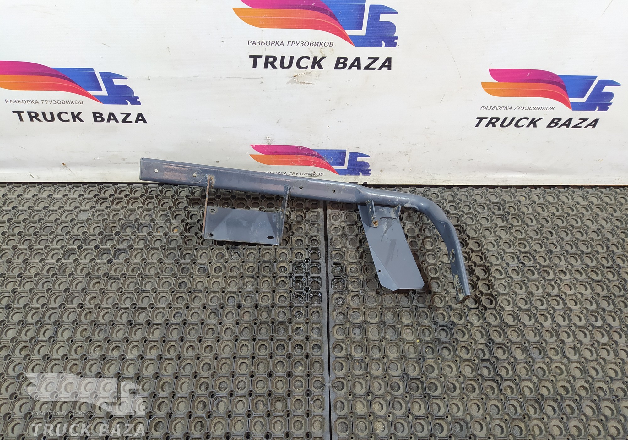 41296397 Кронштейн крыла переднего для Iveco