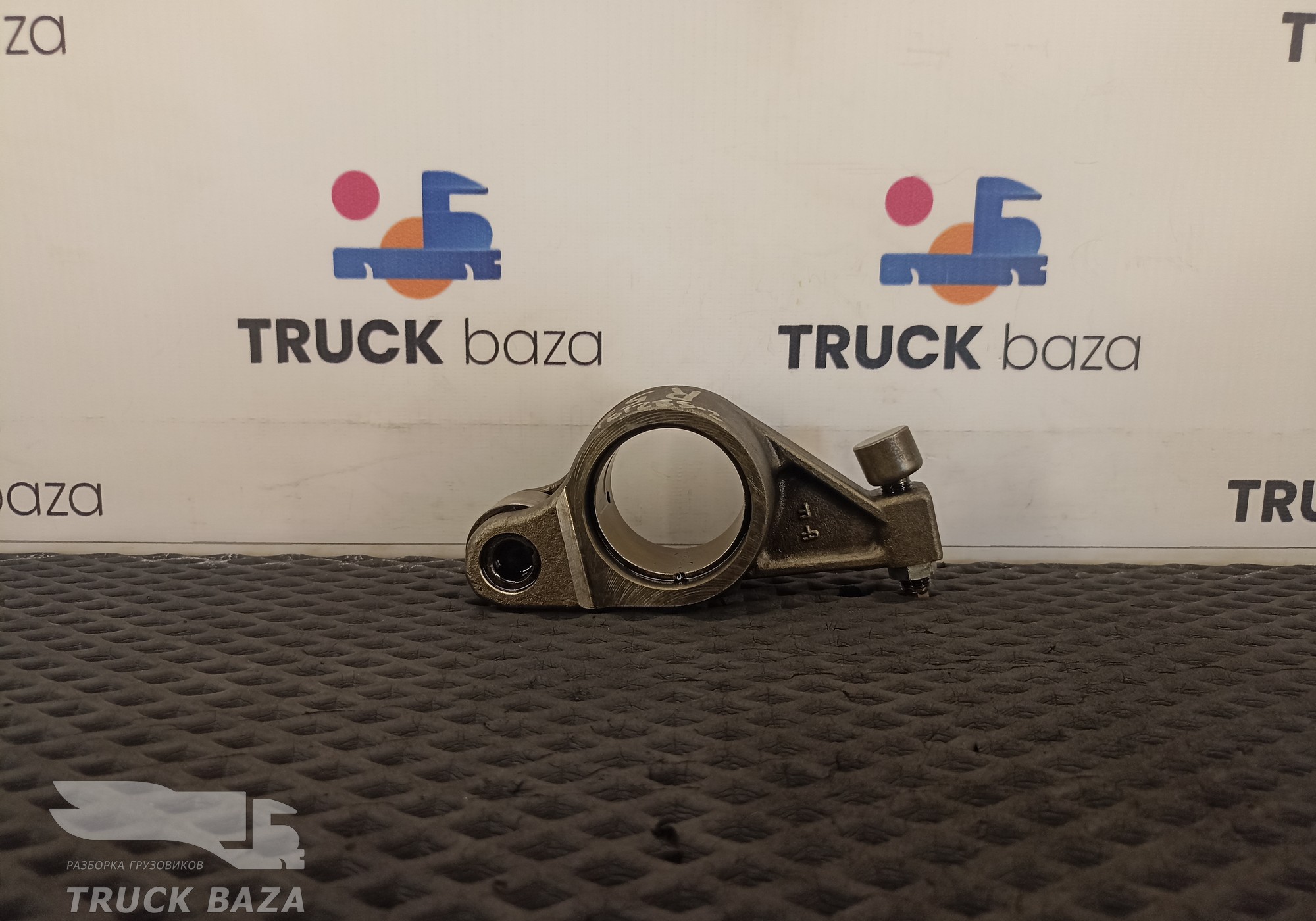 7421539409 Рокер выпускной для Volvo FM III (с 2013)