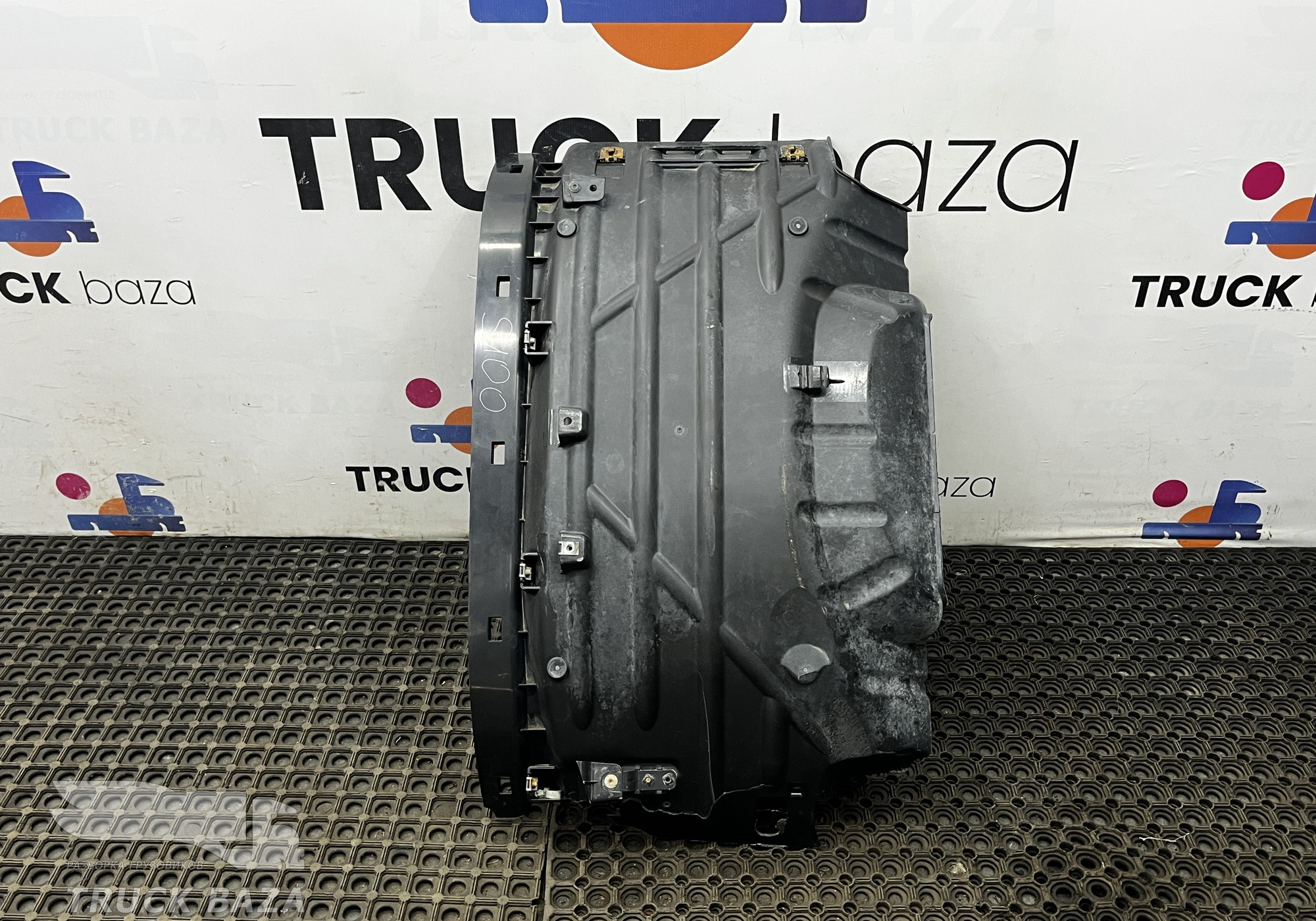2599546 Крыло переднее правое верхняя часть для Scania 6-series G (с 2016)