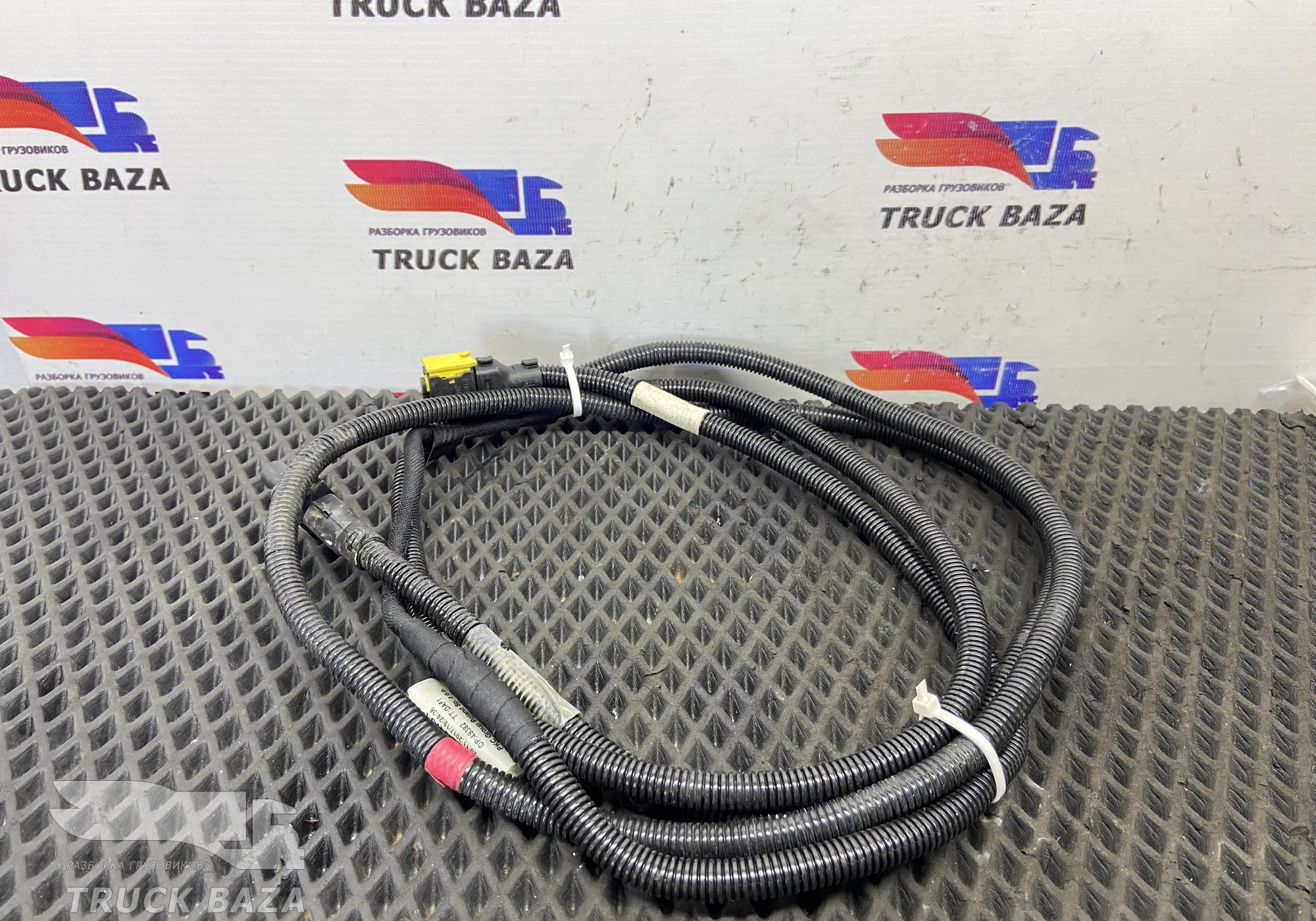 2044541 Проводка шасси для Daf XF106 (с 2012)